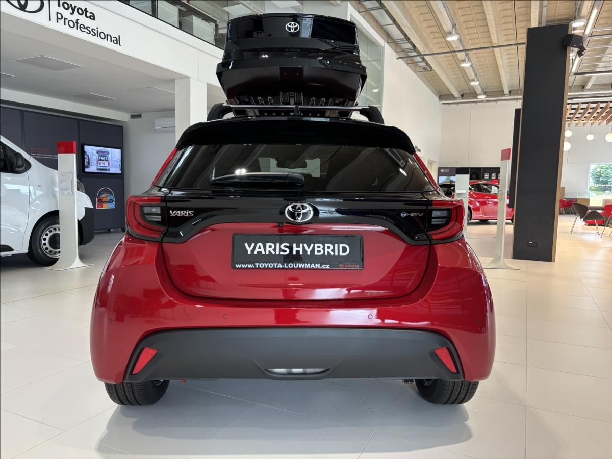 Toyota Yaris, 1,5   Style HEV 116 CVT - fotka 6
