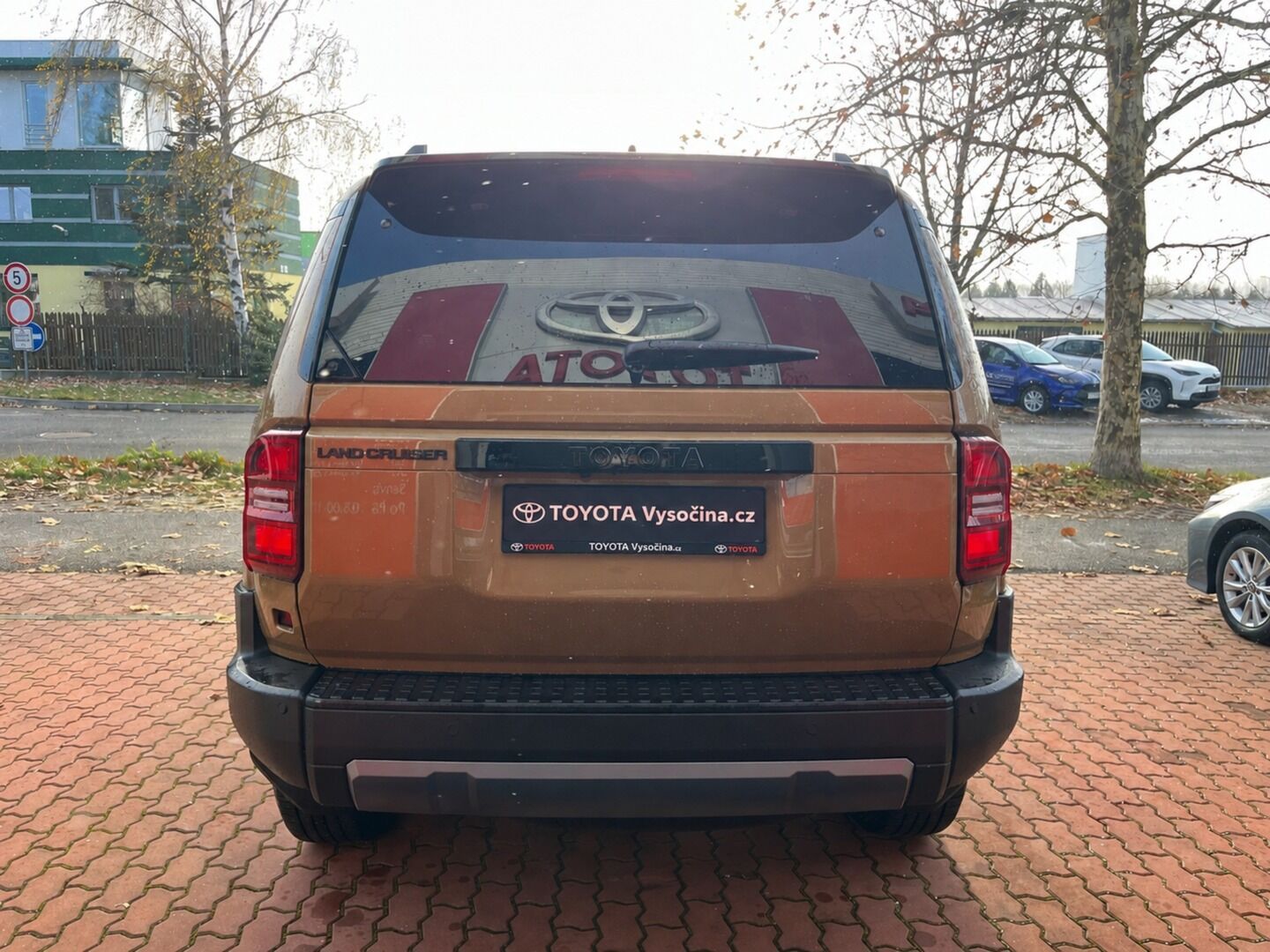 Toyota Land Cruiser, 2,8L MHEV 8AT 4x4 Executive - fotka 4