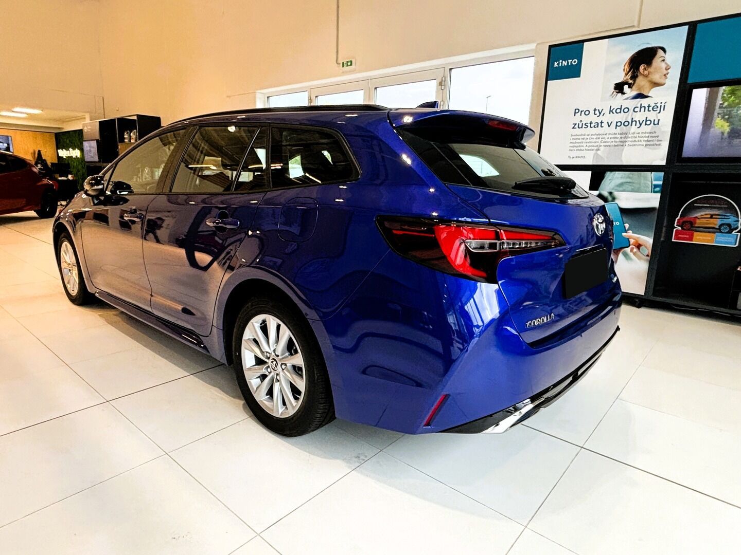 Toyota Corolla, 1,8   TS Comfort HEV - fotka 3