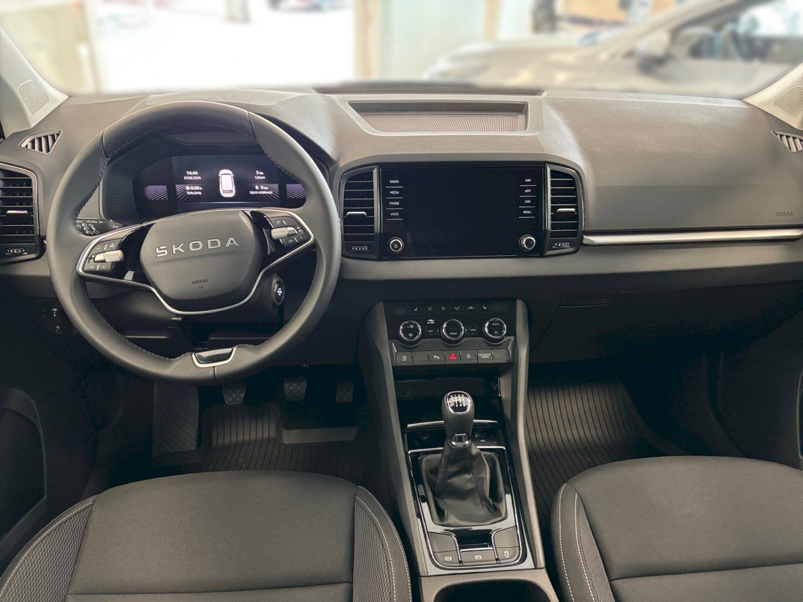 Škoda Karoq, Selection 1.5 TSI 110 kW - fotka 5
