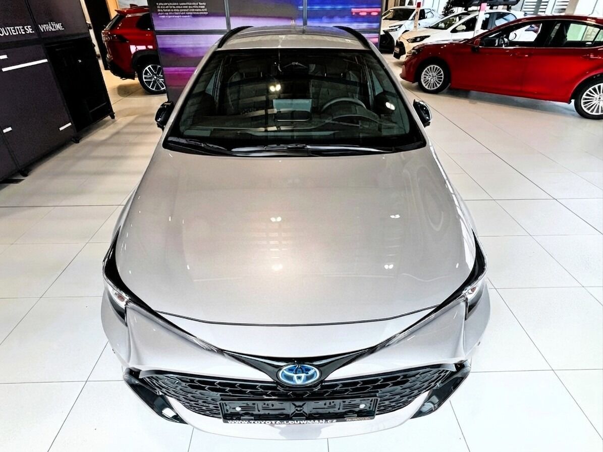 Toyota Corolla, 1,8   TS Comfort HEV - fotka 2
