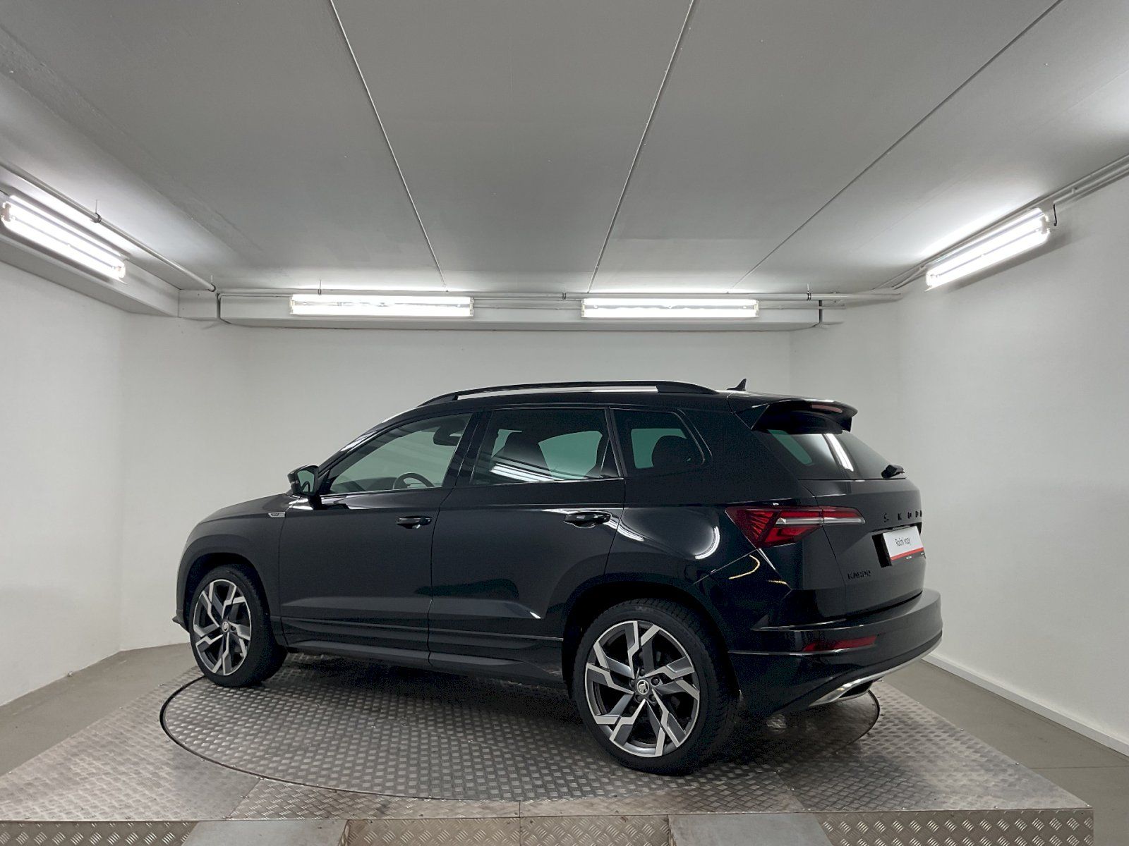 Škoda Karoq, Sportline 2,0 TSI 4x4 140 kW - fotka 6