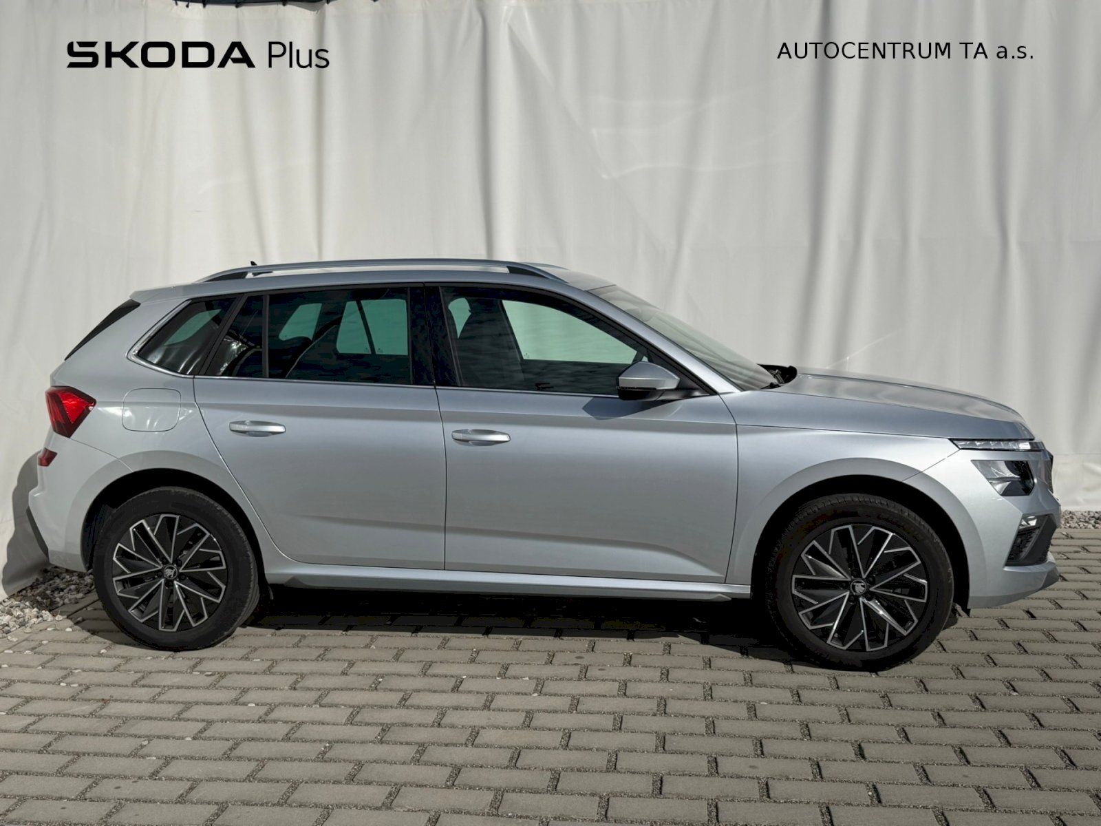Škoda Kamiq, Top Selection 1,0 TSI 85kW DSG - fotka 6