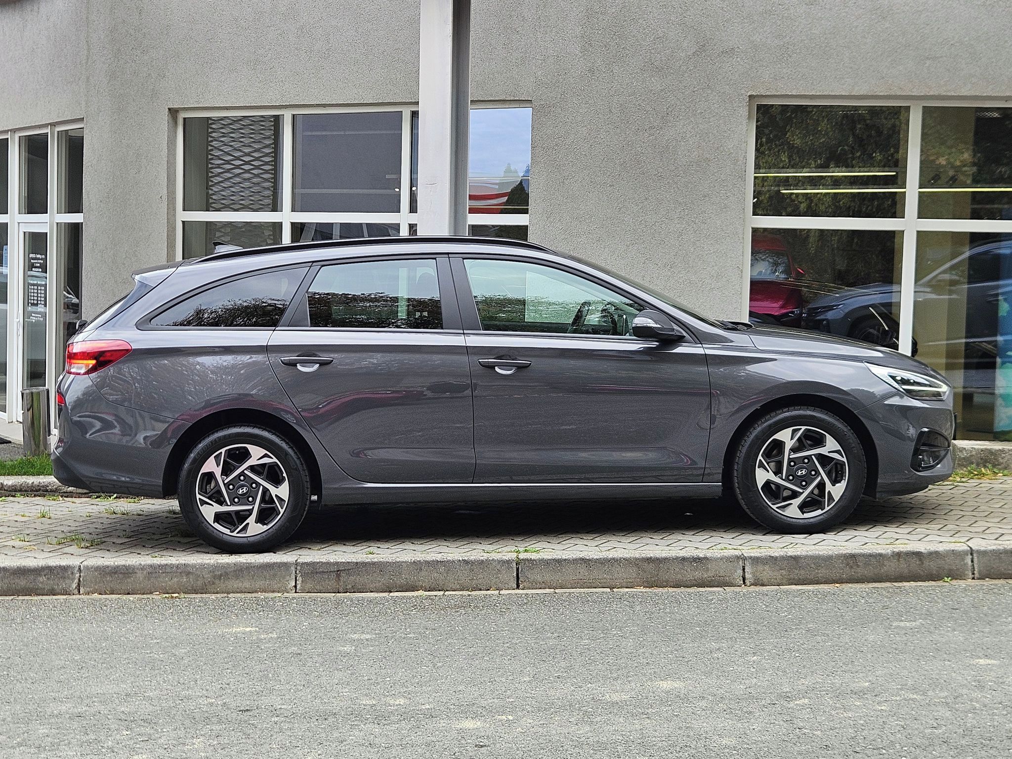 Hyundai i30, 1,0 T-GDi 73kW, Smart Climate - fotka 6