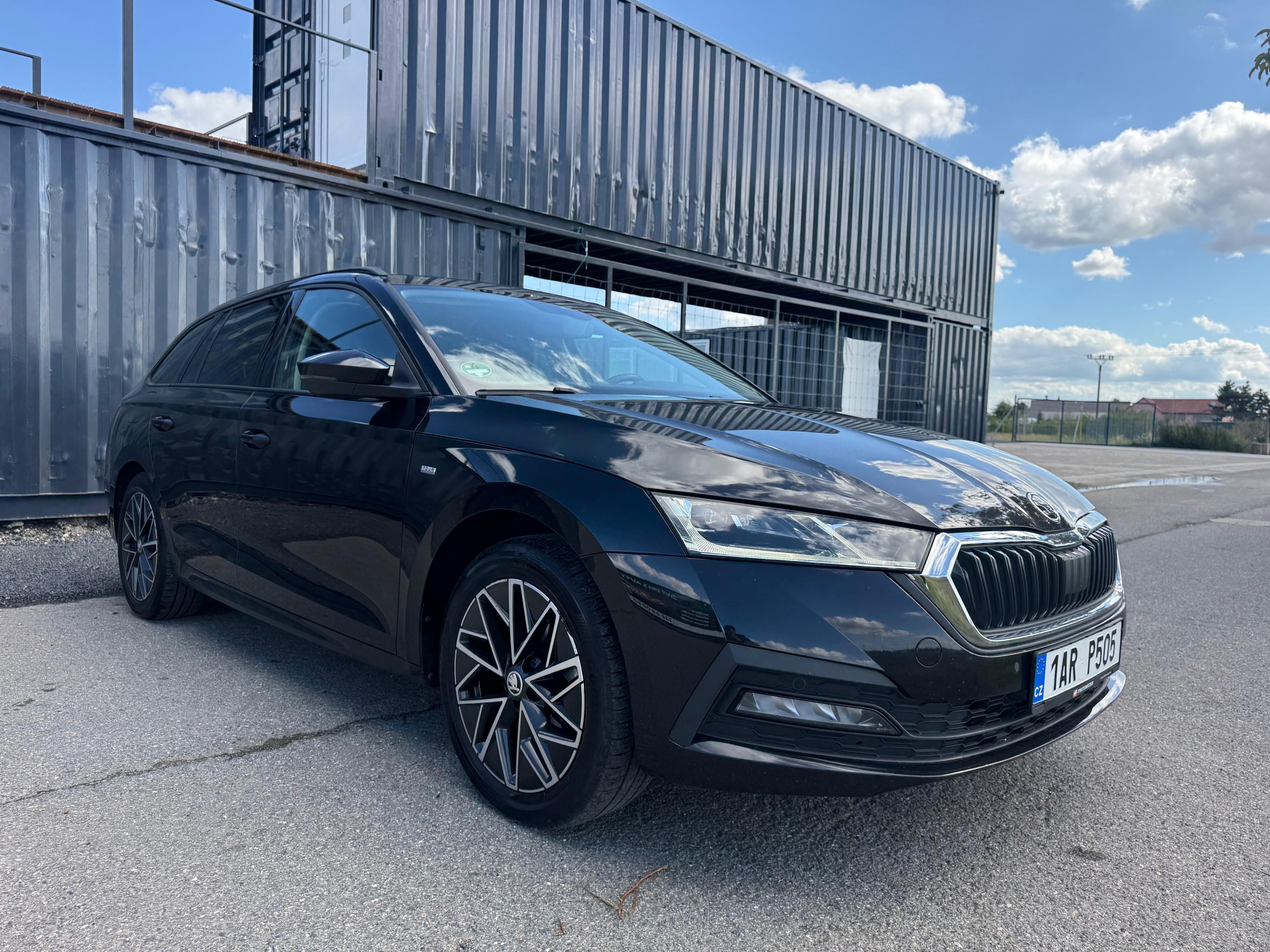 Škoda Octavia, OCTAVIA TOUR - fotka 3