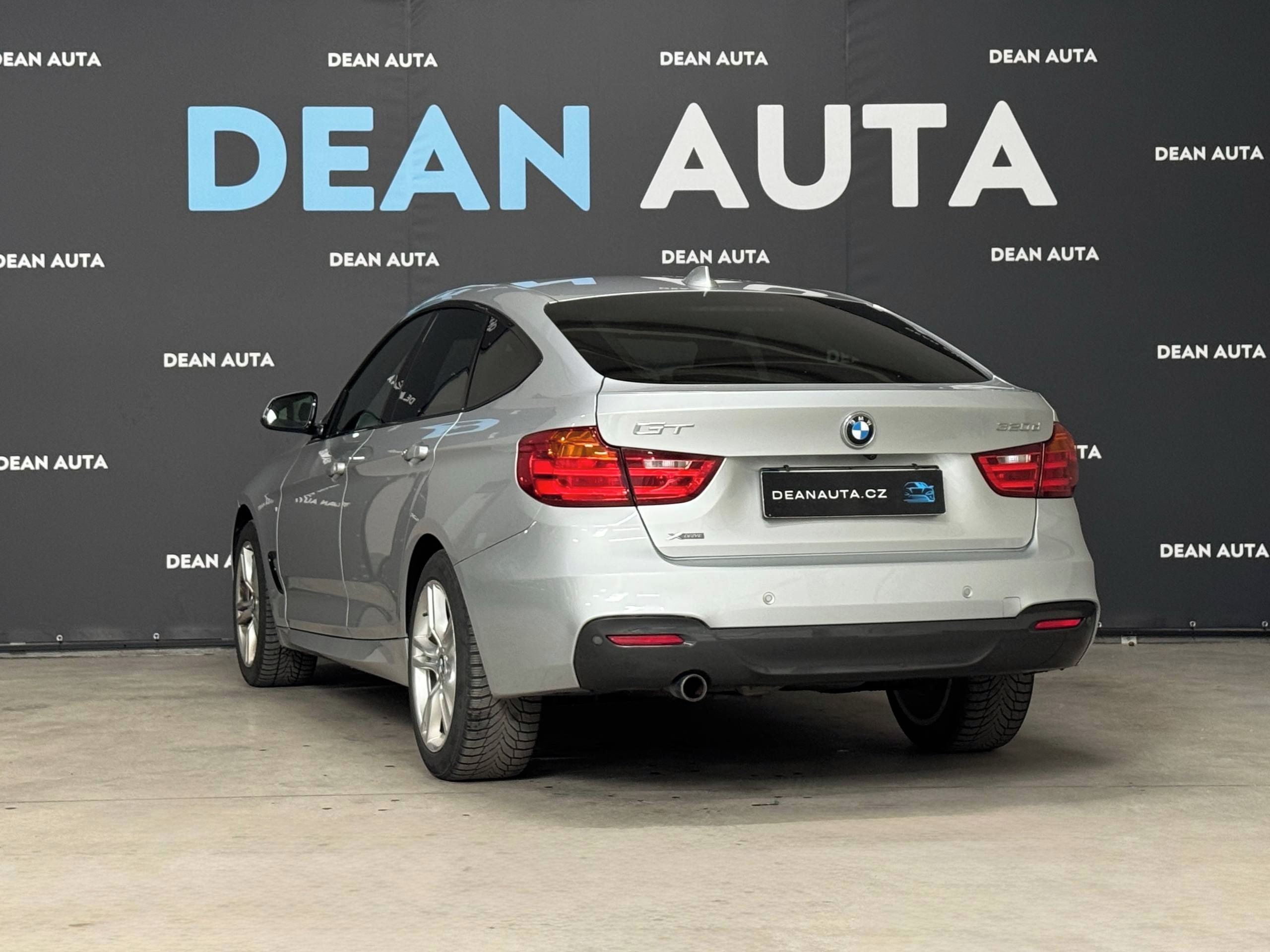 BMW Řada 3, 320d GT M-Packet xDrive, ČR - fotka 4