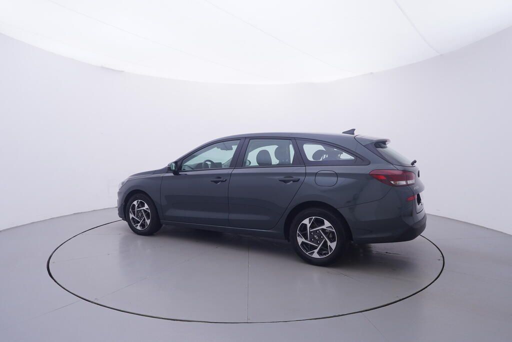 Hyundai i30, Start 1.0 GDI 73 kW - fotka 3