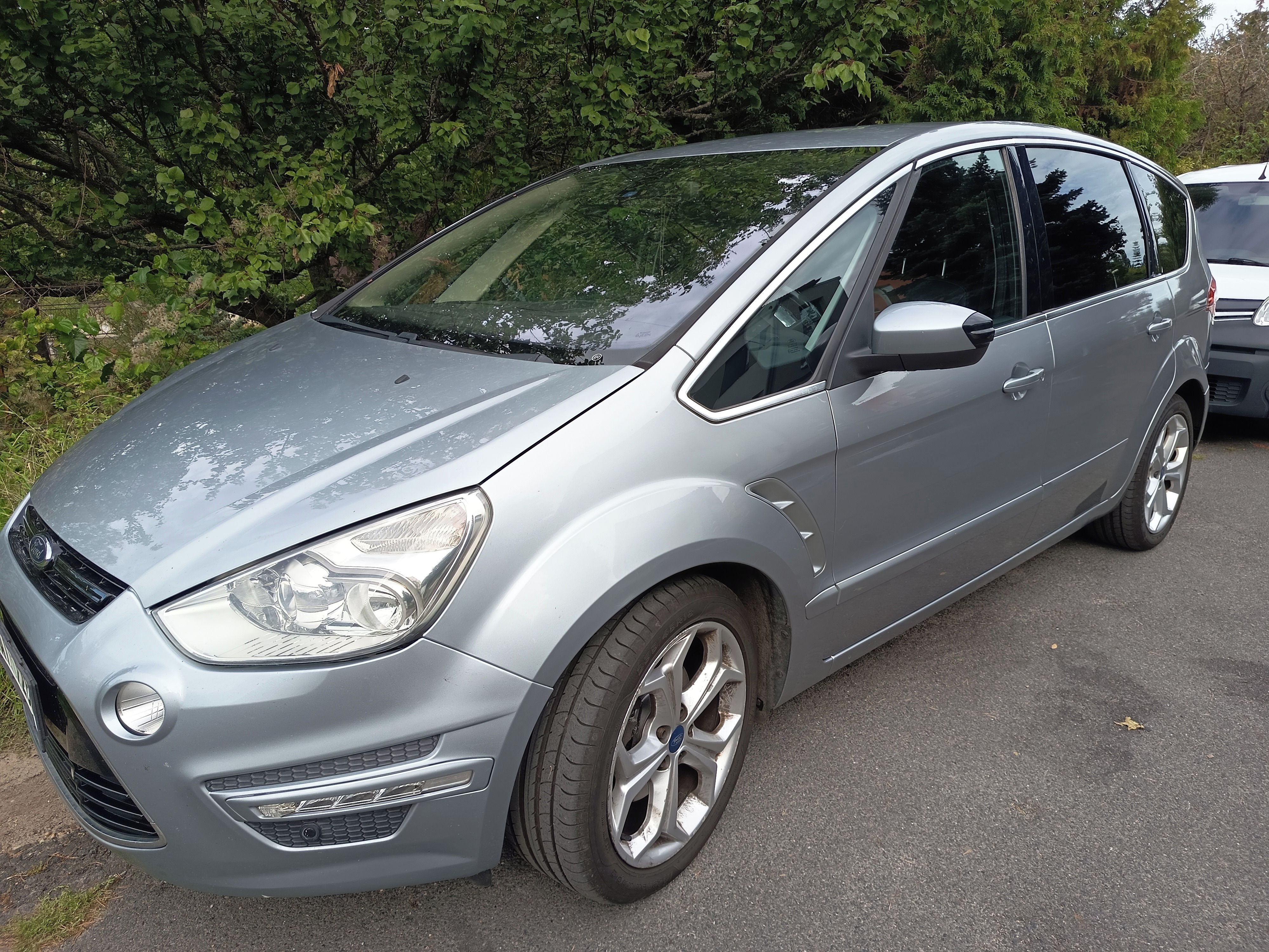 Ford S-MAX, Ford S-Max 2.2 TDCi 7 míst - fotka 3