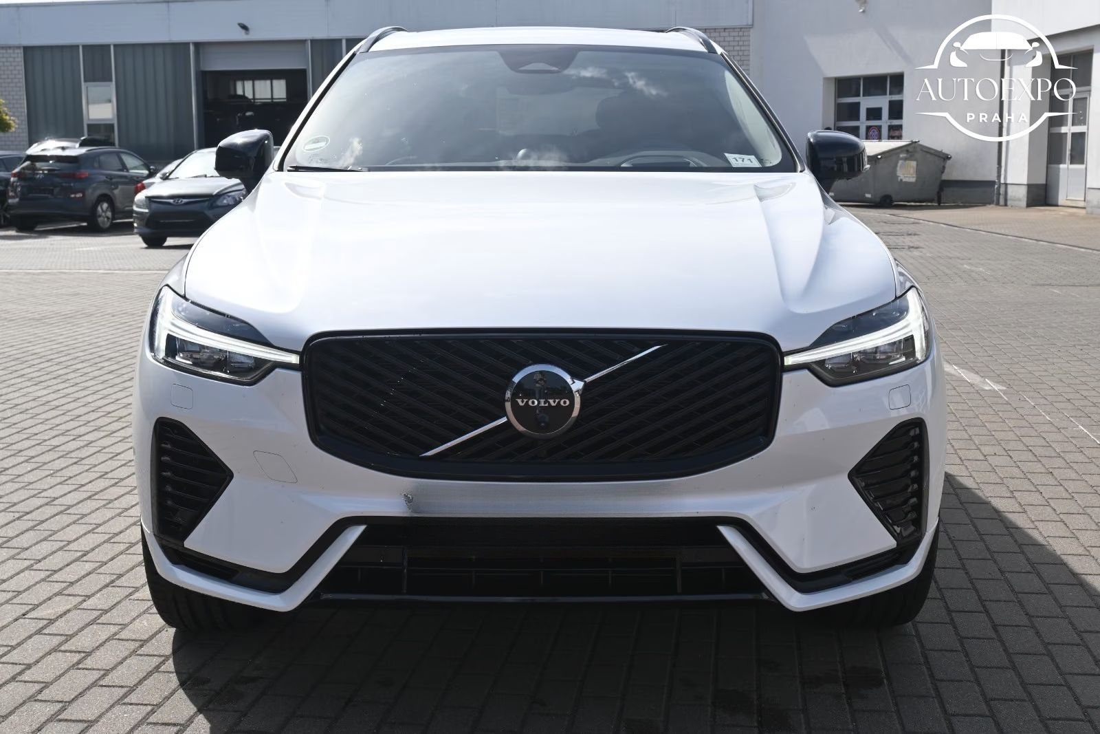 Volvo XC60, T8 RC AWD Ultra Dark*360KAMERA - fotka 2