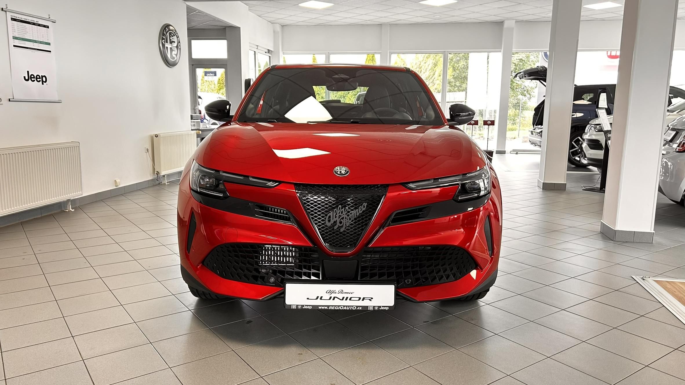 Alfa Romeo Junior, 1.2T 145k Ibrida - fotka 2