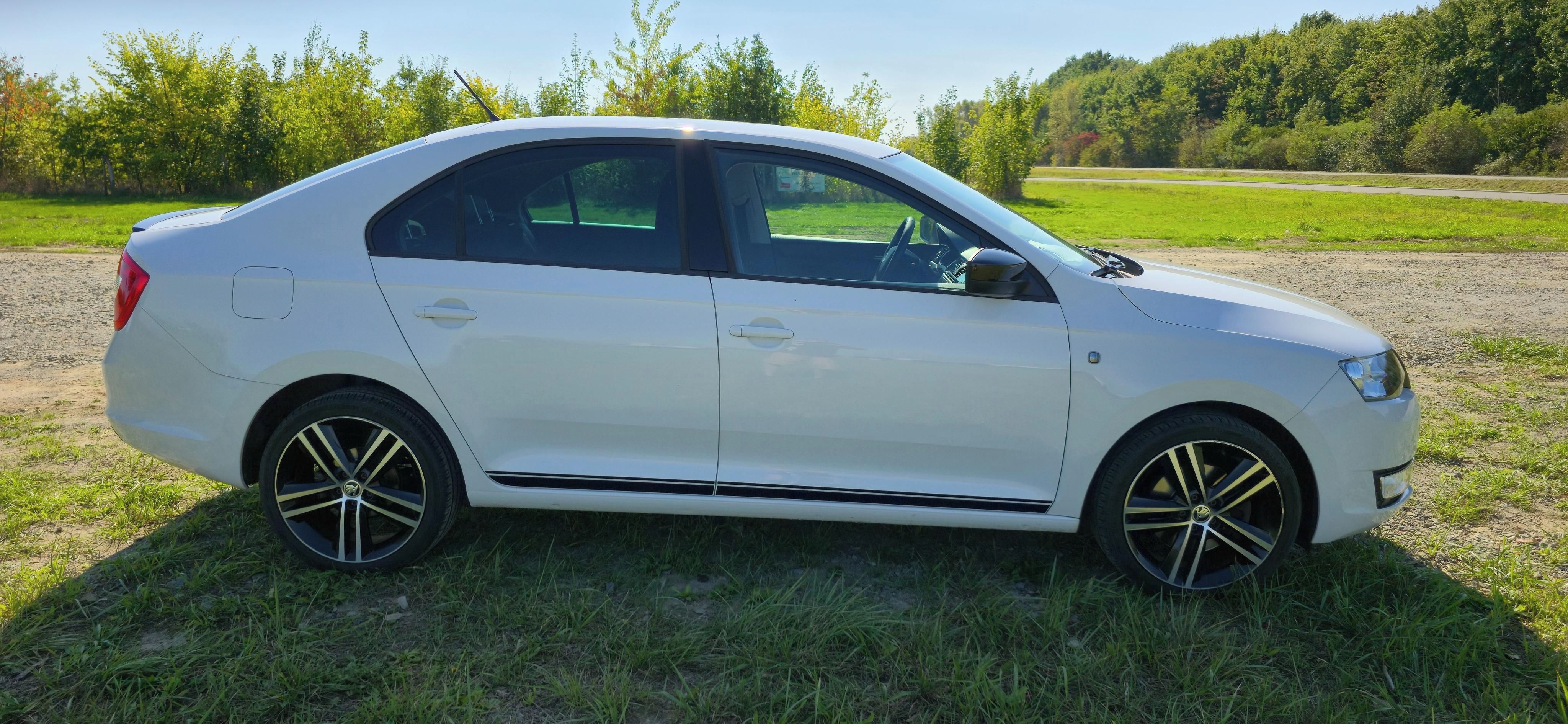 Škoda Rapid, Style Plus Sport 1,2TSi 77kW - fotka 5