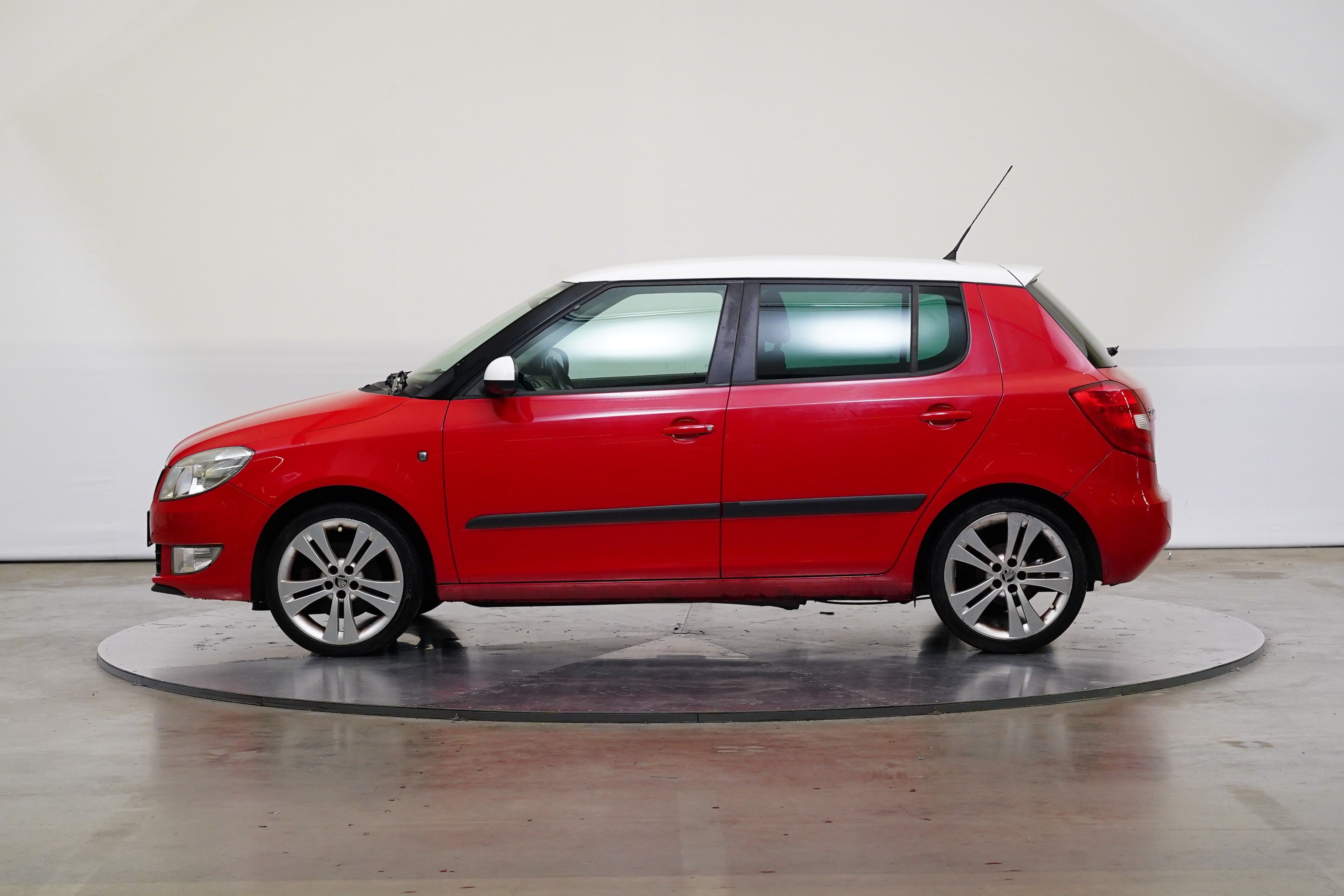 Škoda Fabia, 1.2 TSI 77 kW Sportline - fotka 3