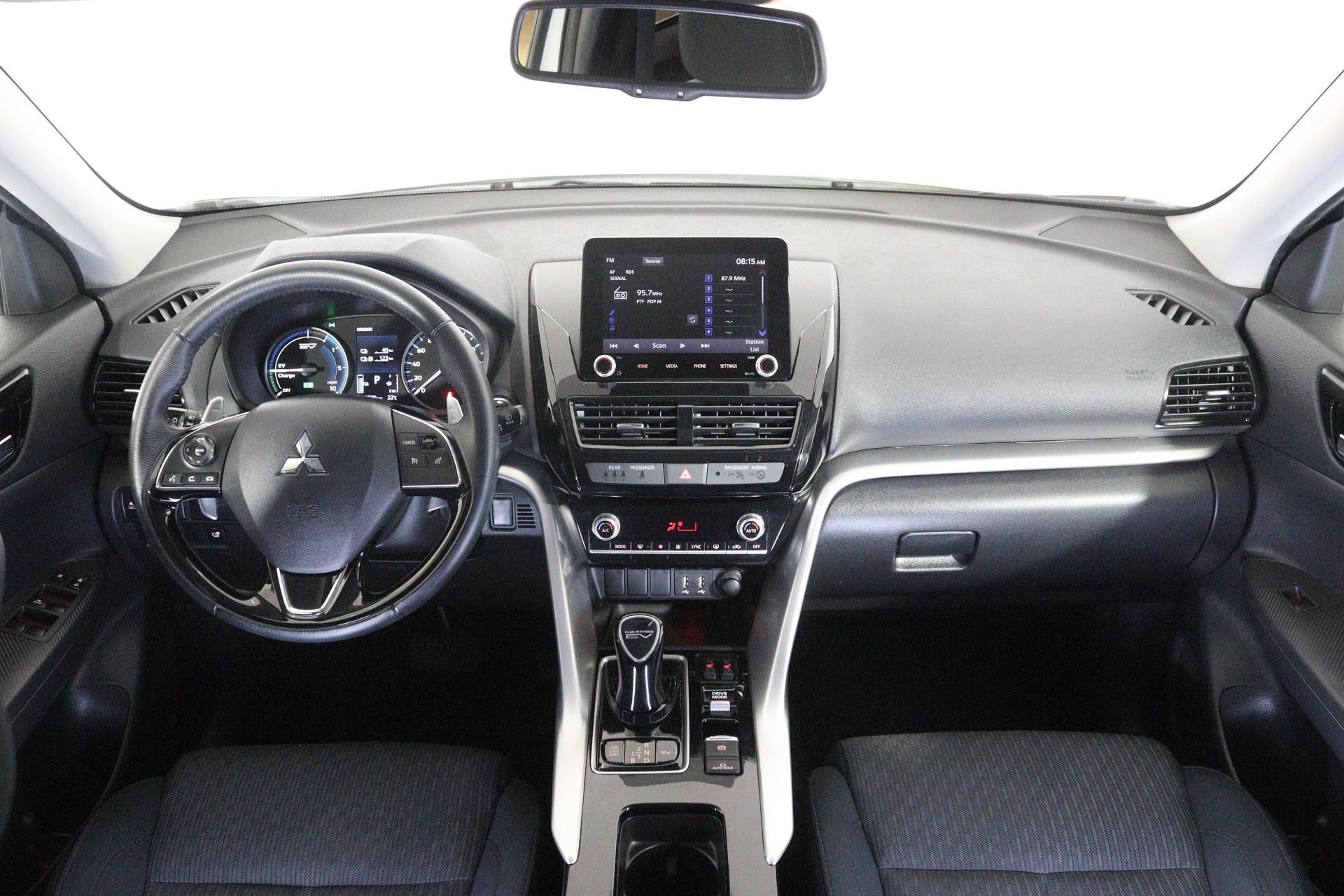 Mitsubishi Eclipse, Cross 2,4Phev AT 4x4 - fotka 5