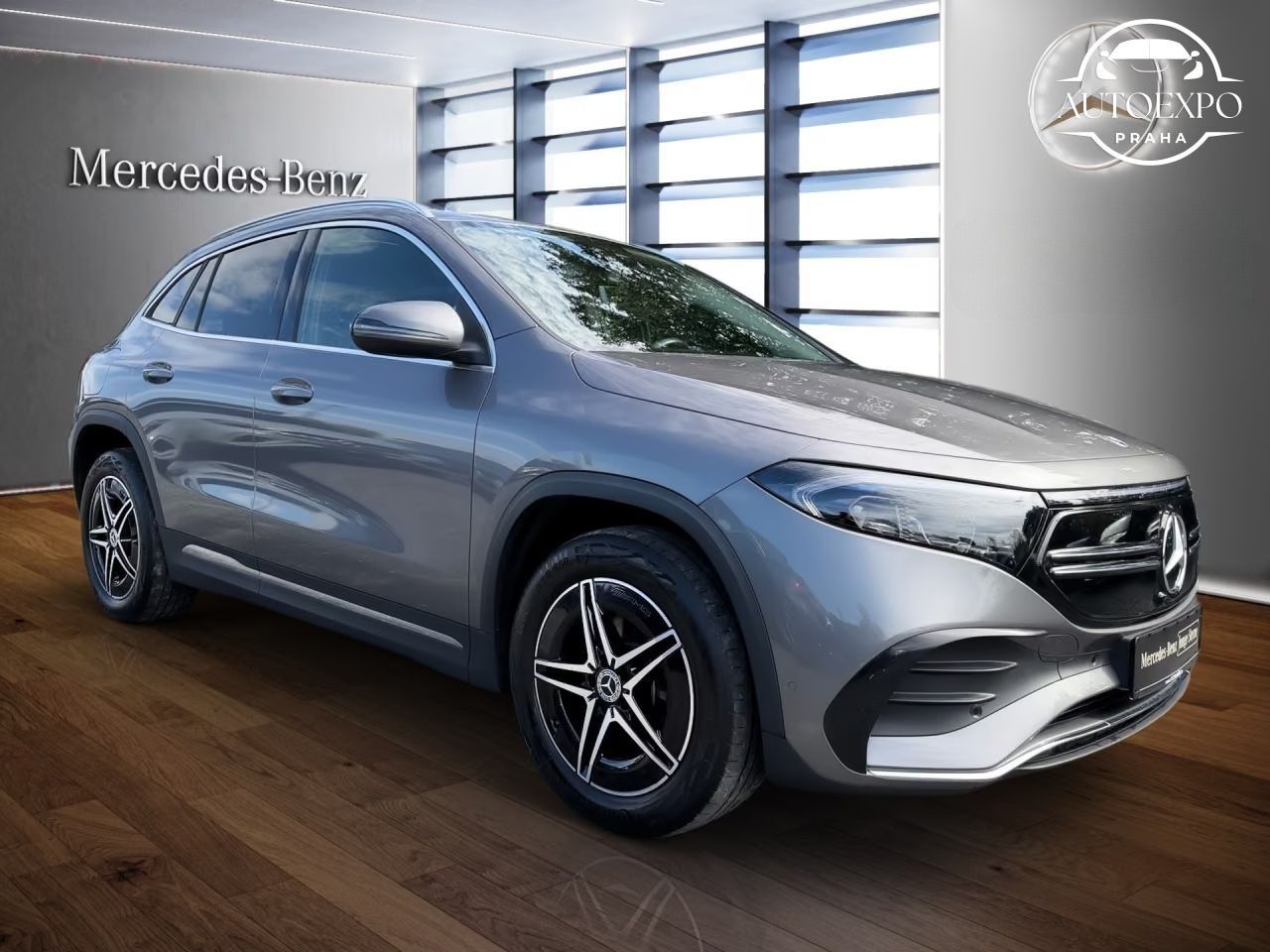 Mercedes-Benz EQA, 250+ AMG*BURMEISTER*CARPLAY - fotka 2