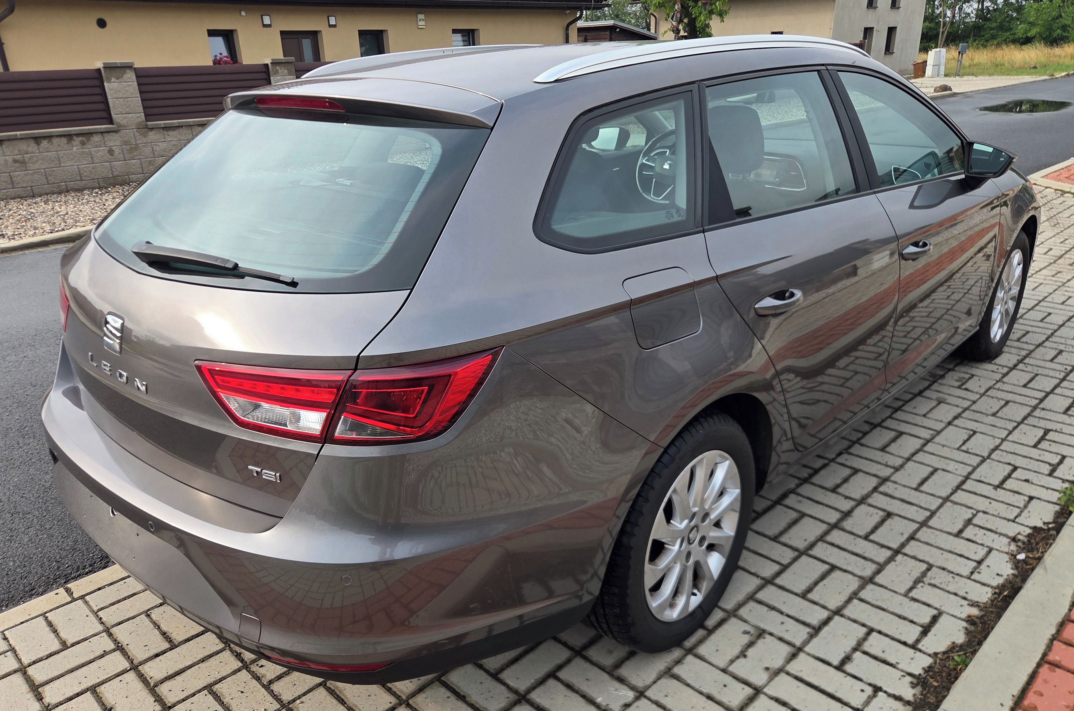 Seat Leon, 1.4 TSI ST nové rozvody - fotka 5