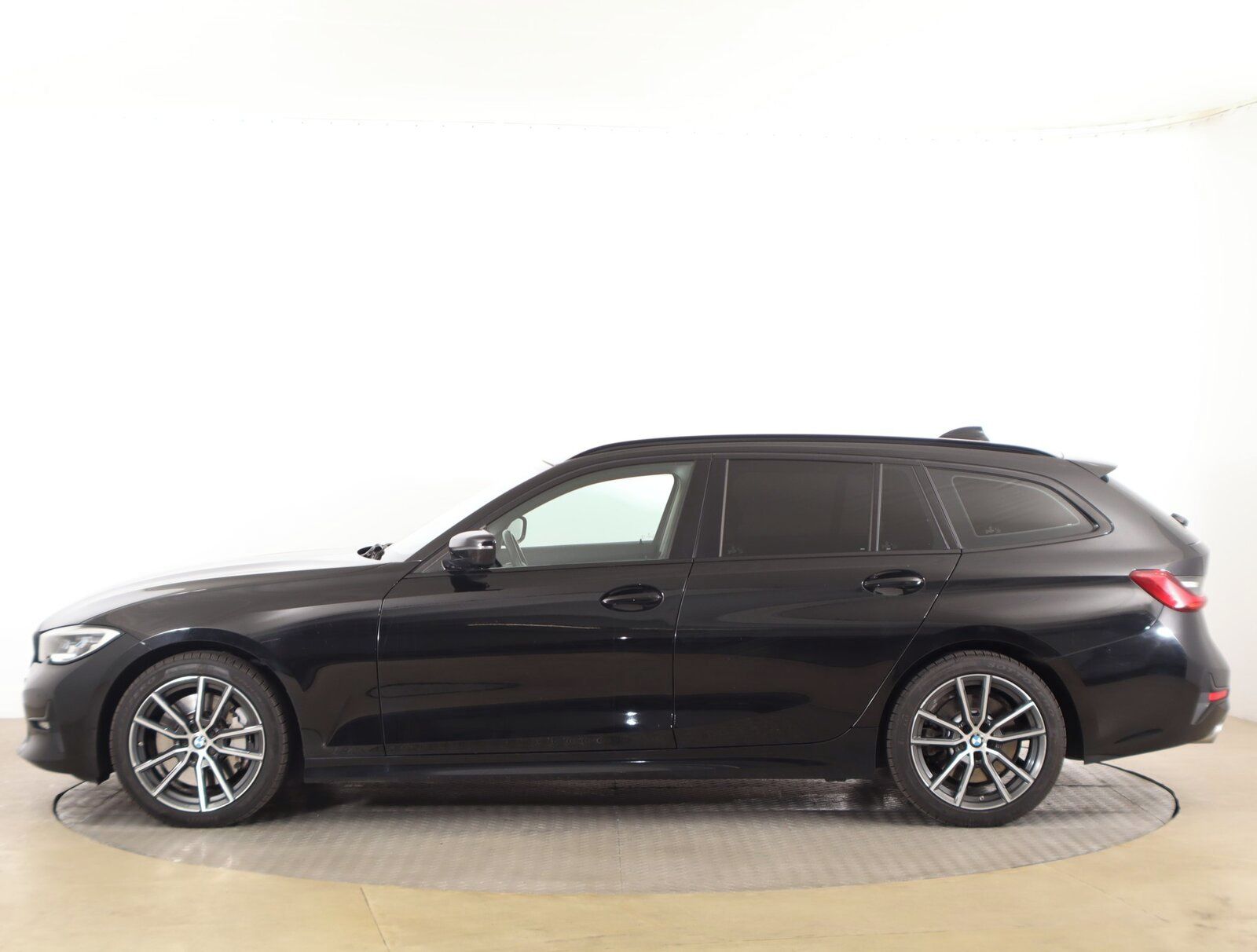 BMW Řada 3, 330 d xDrive, 4X4, Automat - fotka 3