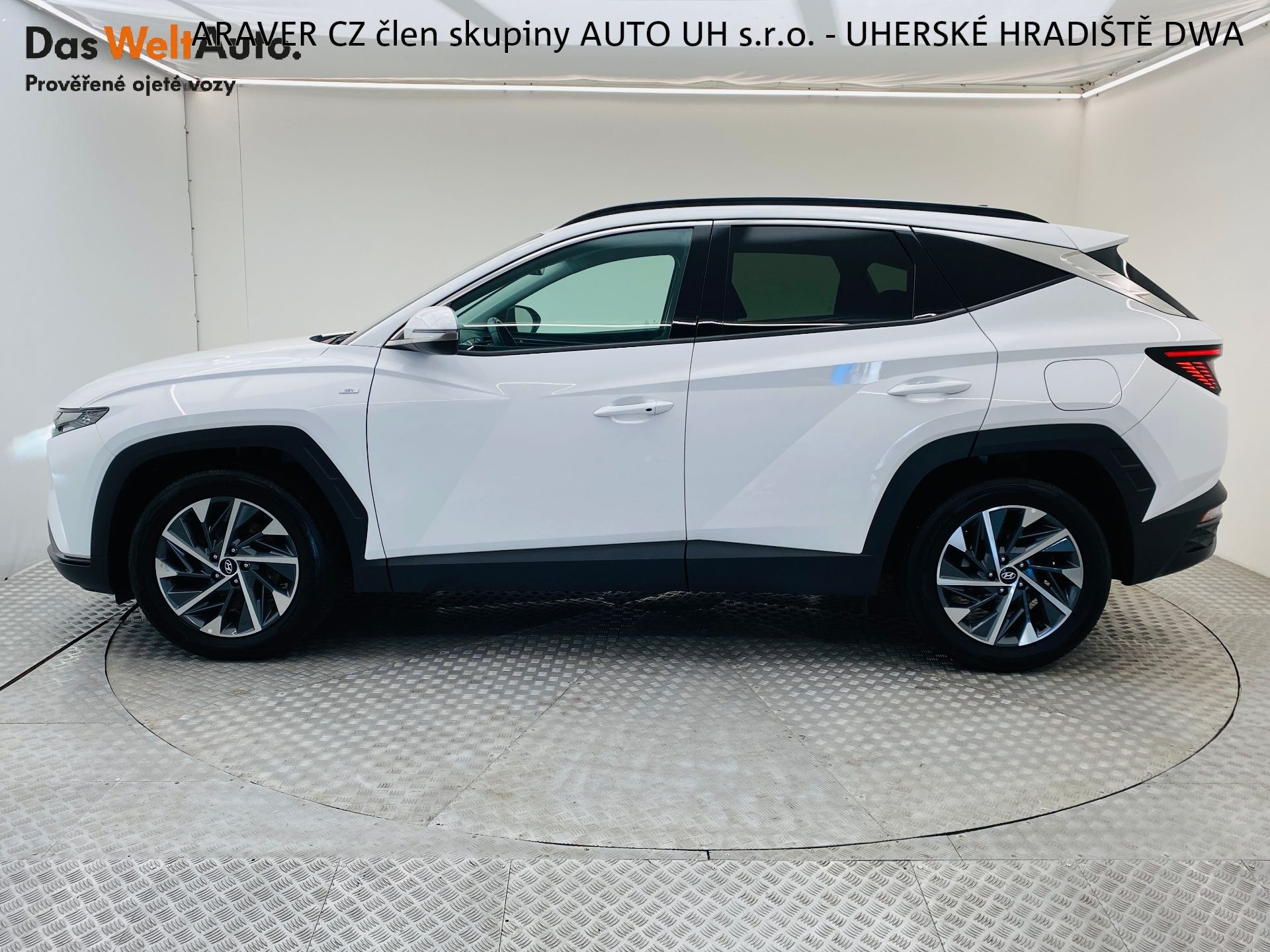 Hyundai Tucson, 1.6 T-GDi MHEV 132kW 4x4 - fotka 3