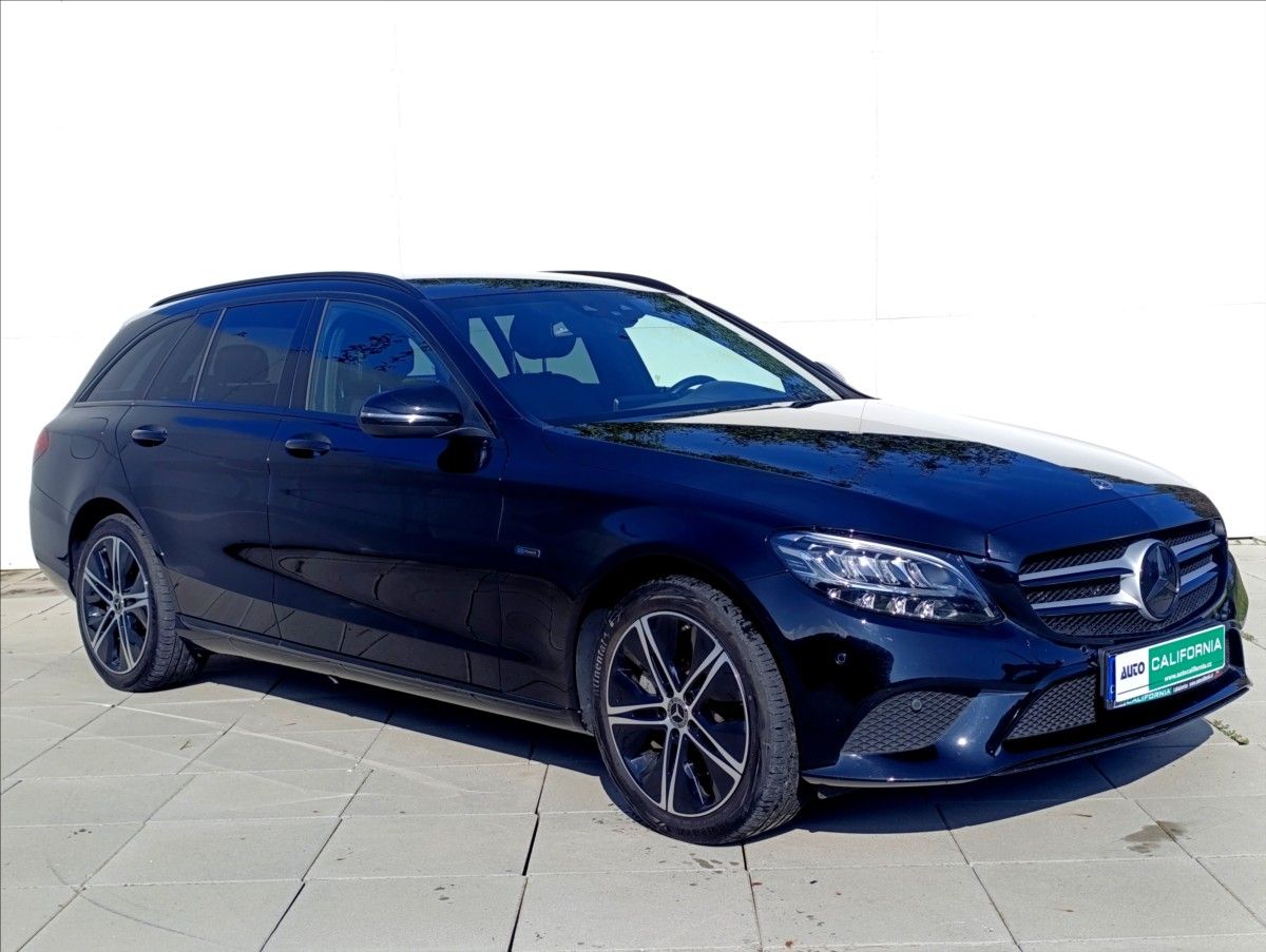 Mercedes-Benz Třídy C, 2,0 EQ POWER KAMERA NAVI - fotka 5