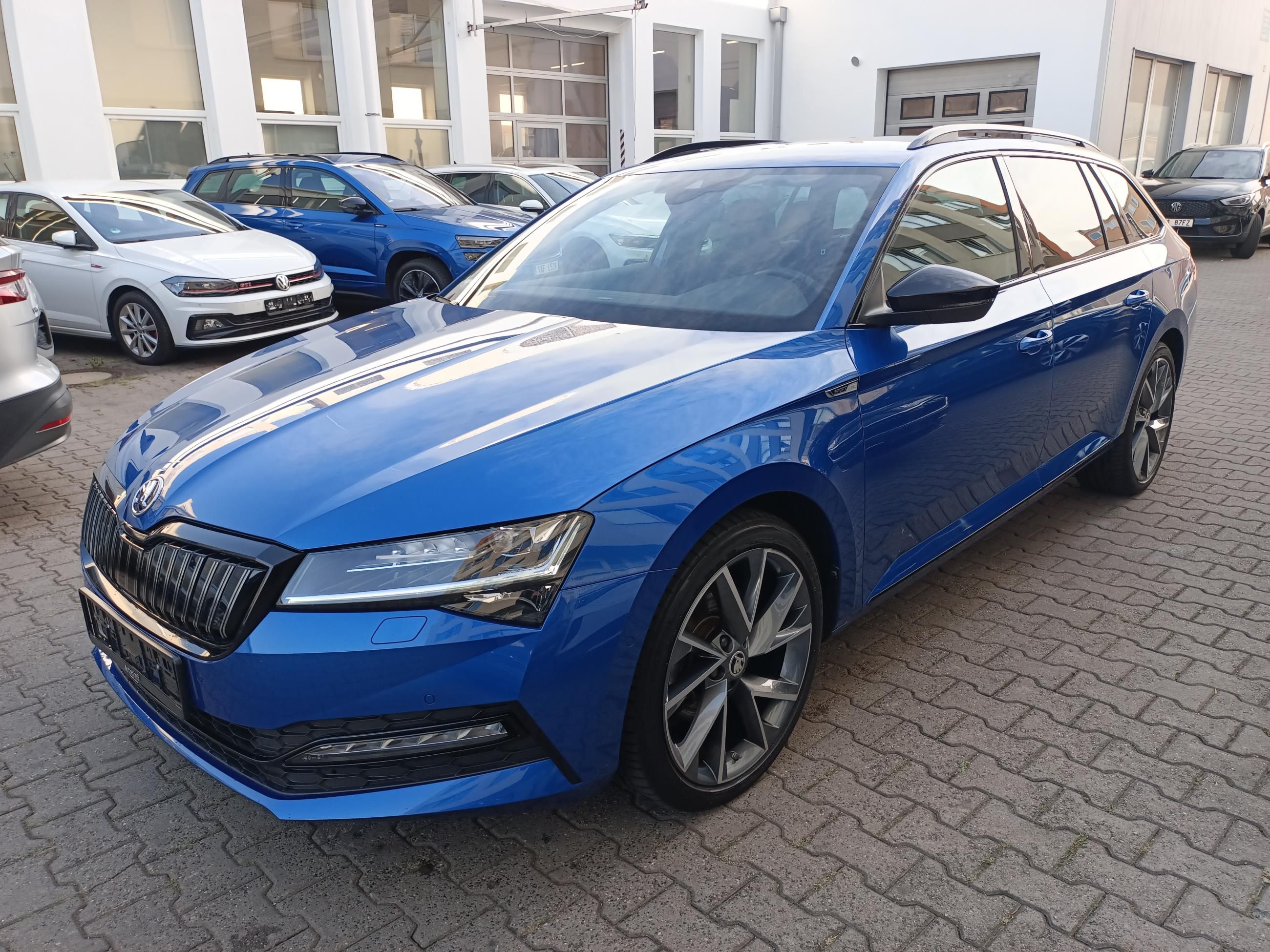 Škoda Superb, Sportline 1.4 TSI 160kW DSG - fotka 4