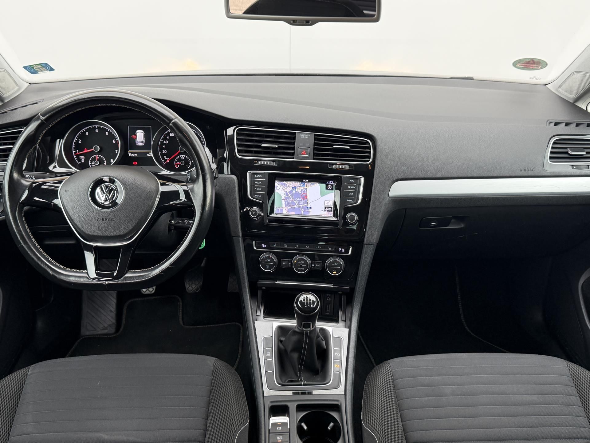 Volkswagen Golf, 1.4 TSI 92kW CUP - fotka 5
