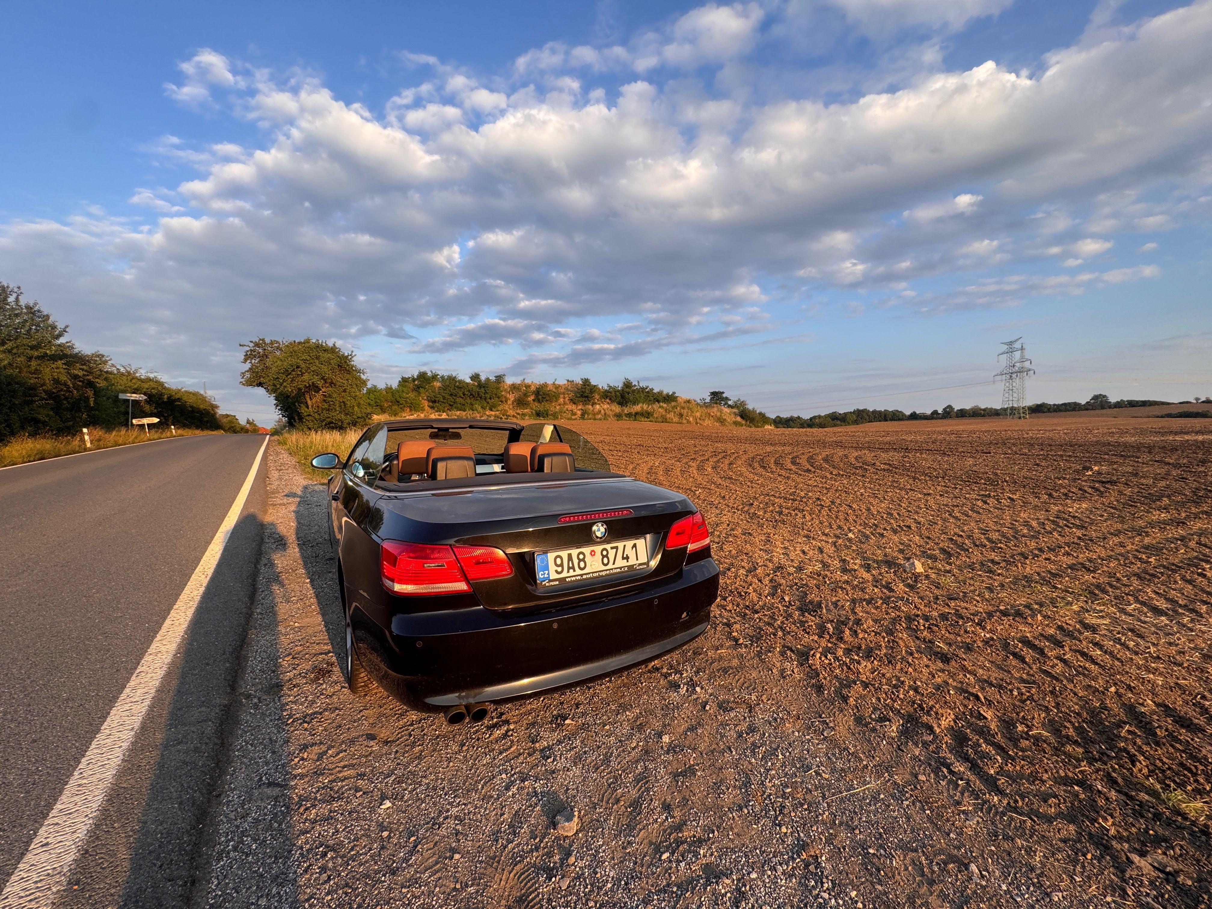 BMW Řada 3, 325D, servisováno - fotka 5
