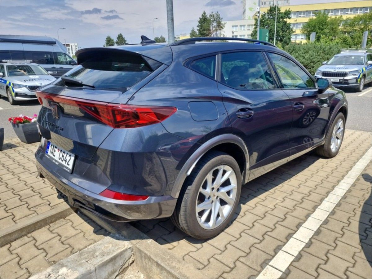 Cupra Formentor, 2,0 TSi 140kW DSG 4x4 - fotka 5