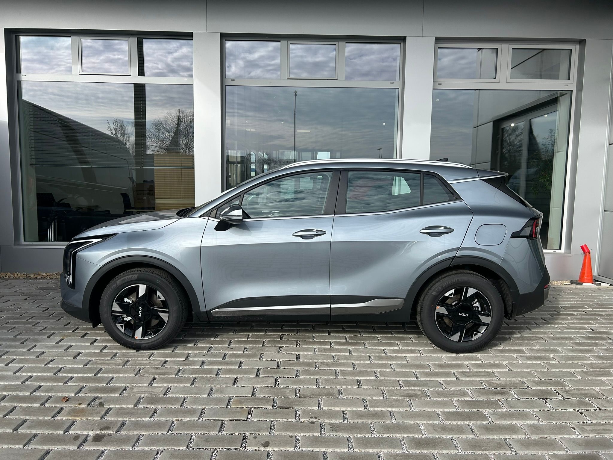 Kia Sportage, Sportage 1,6T-GDi  4x2 COMFORT - fotka 4