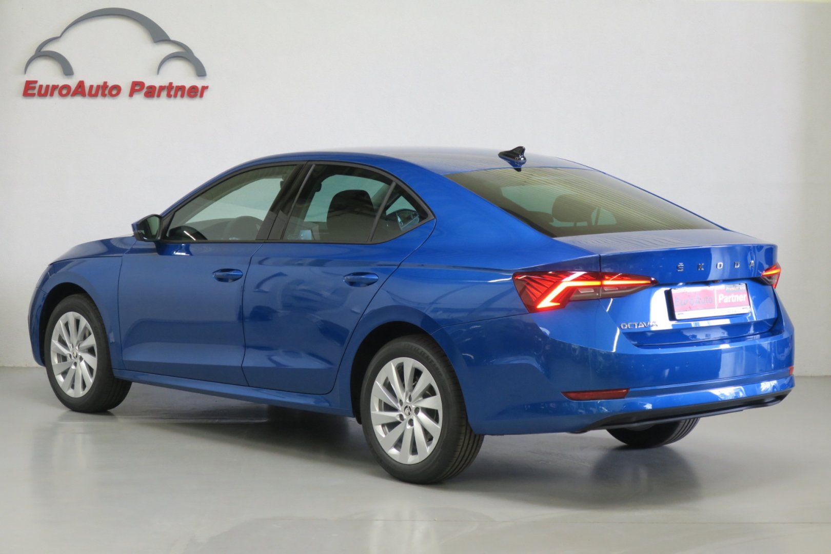 Škoda Octavia, NOVÝ VŮZ - 2,0 TDI 110kW 7DSG - fotka 2