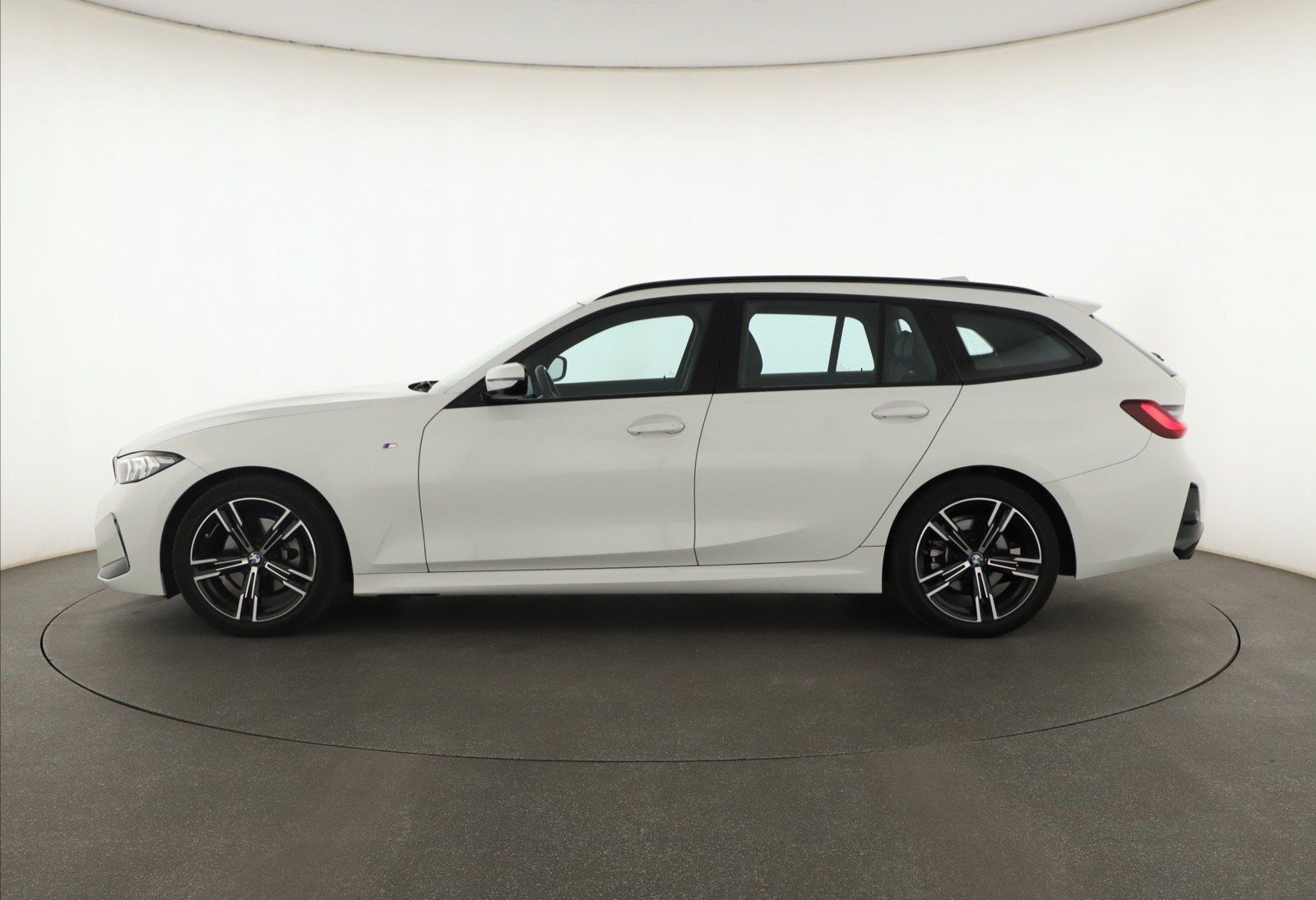 BMW Řada 3, 320 d xDrive, M Sport - fotka 3