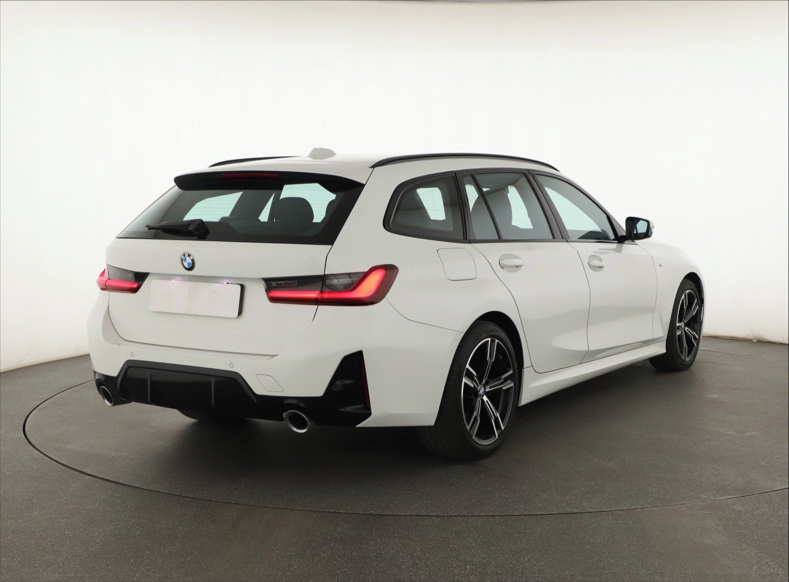 BMW Řada 3, 320 d xDrive, M Sport - fotka 5