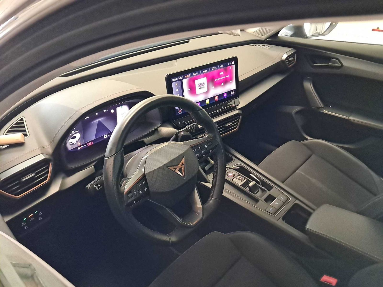 Cupra Formentor, 1.5 TSI, Automat, Serv.kniha - fotka 3
