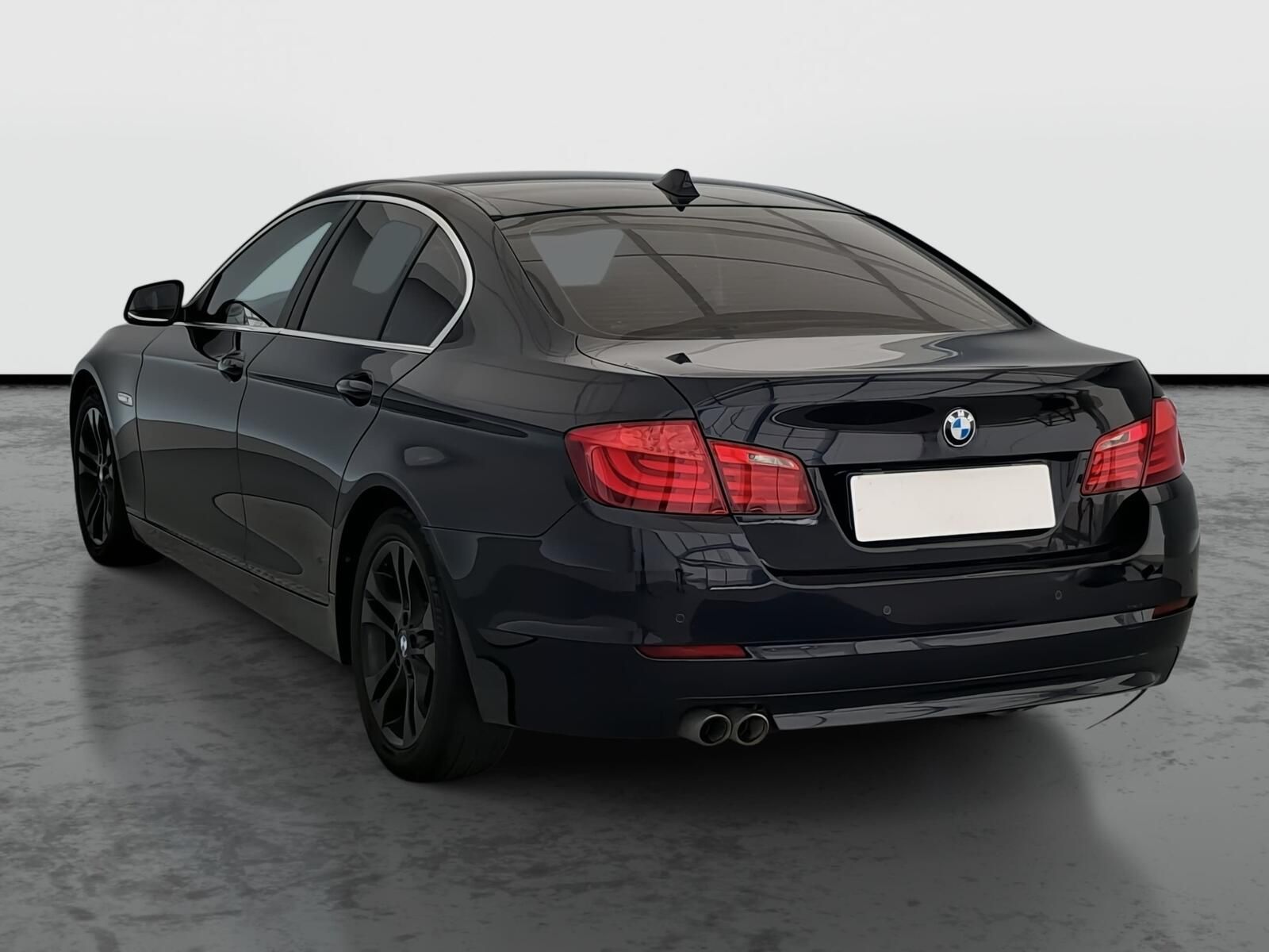 BMW Řada 5, 520d, Serv.kniha - fotka 4