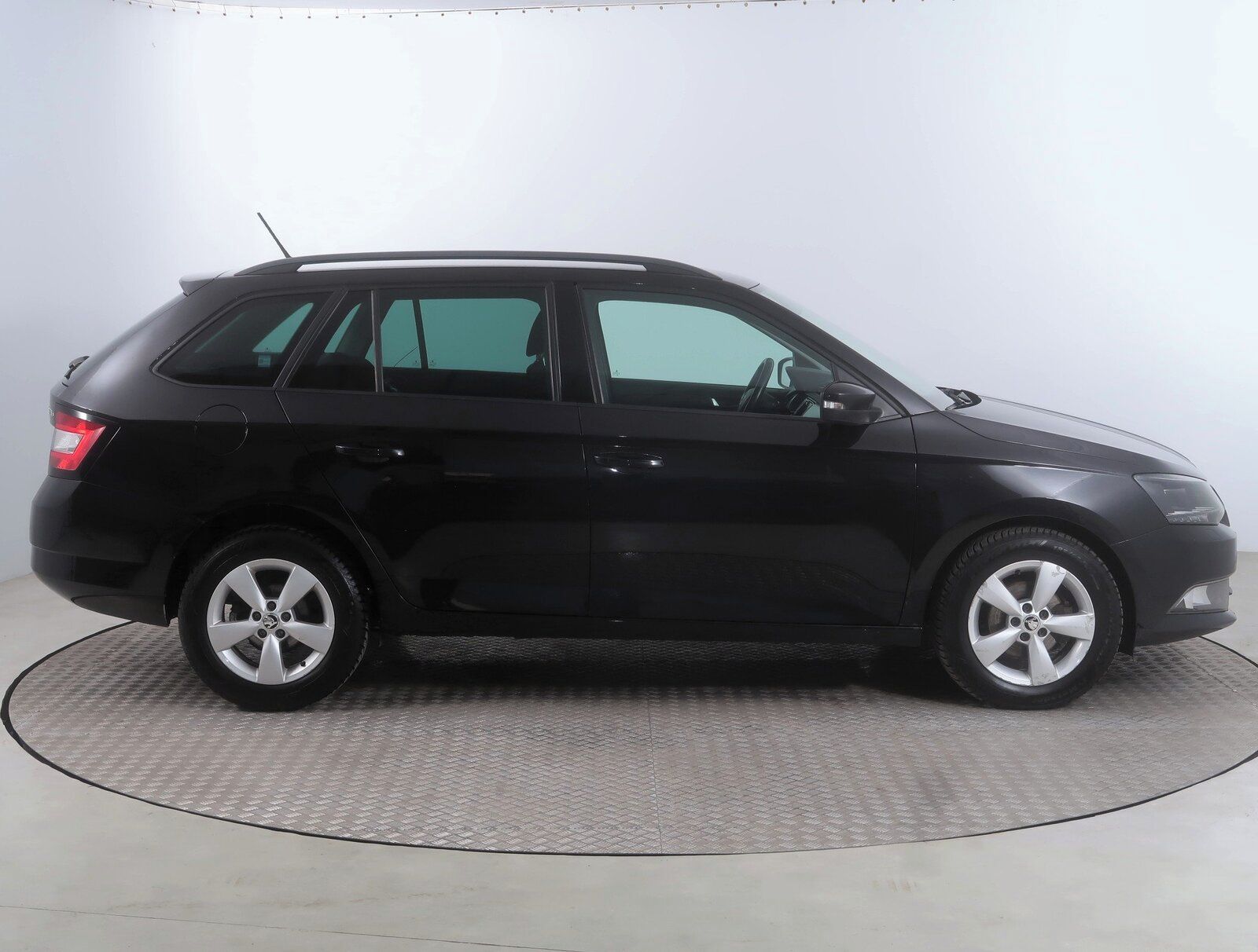 Škoda Fabia, 1.4 TDI, Automat - fotka 6