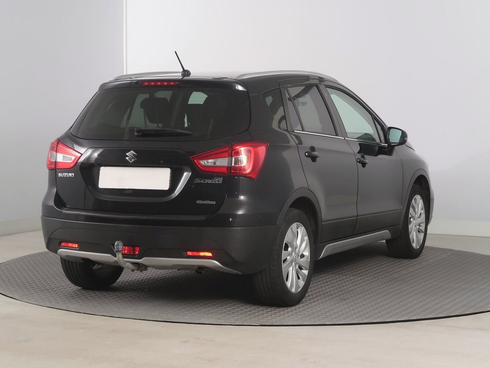 Suzuki SX4 S-Cross, 1.4 BoosterJet, 4X4 - fotka 5
