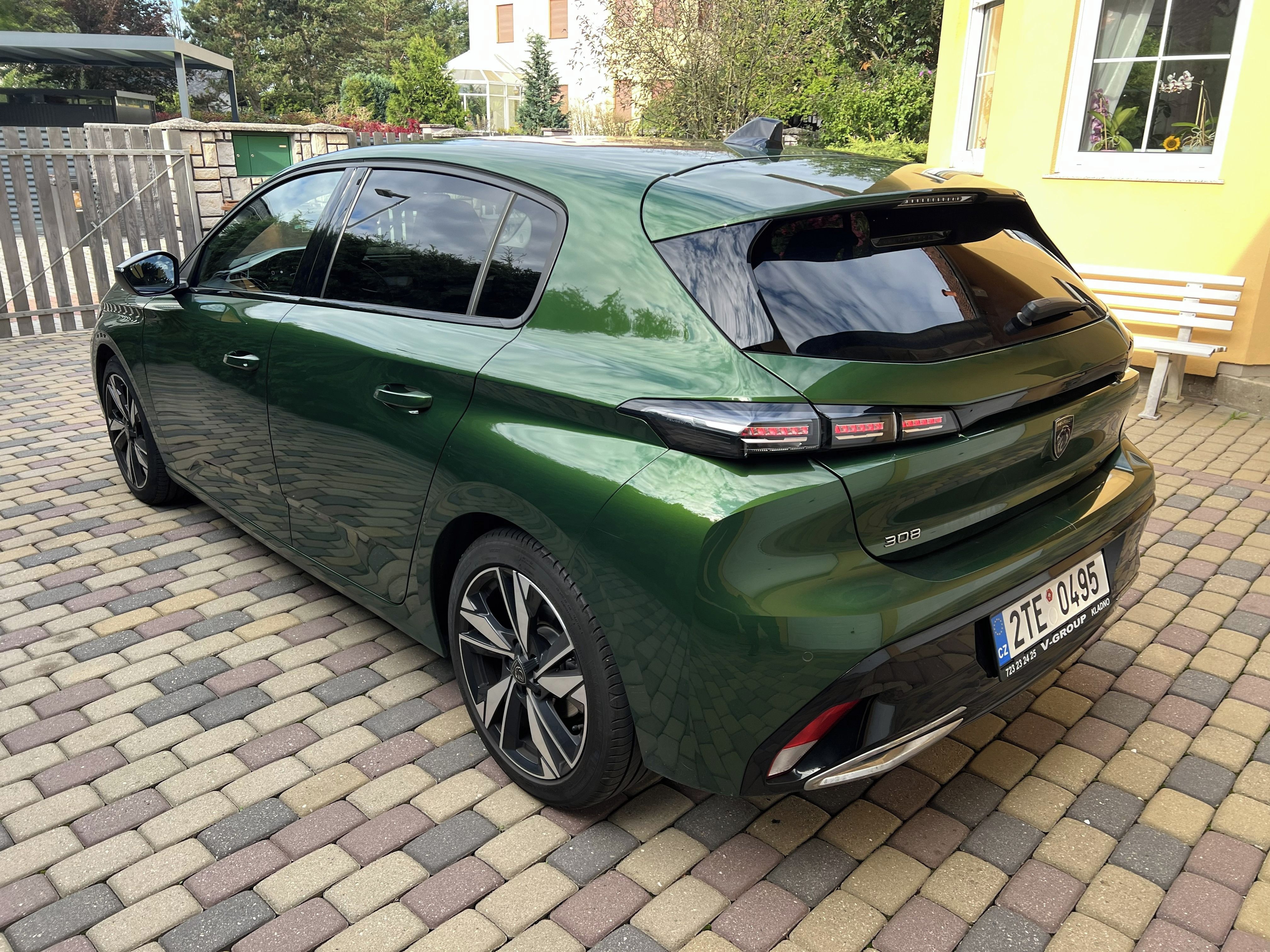 Peugeot 308, ČR,1. majitel, ALLURE,servis - fotka 6