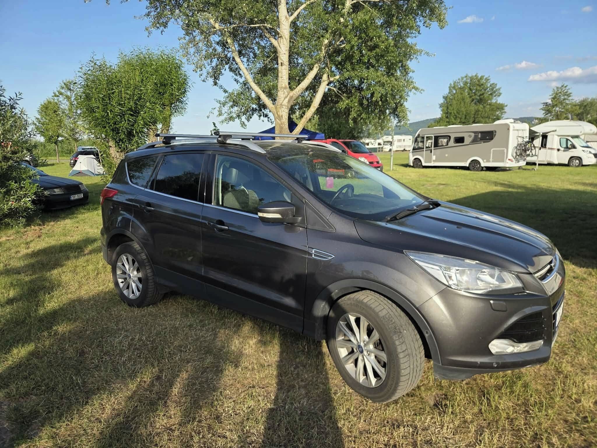 Ford Kuga, 4×4 Titanium - fotka 2