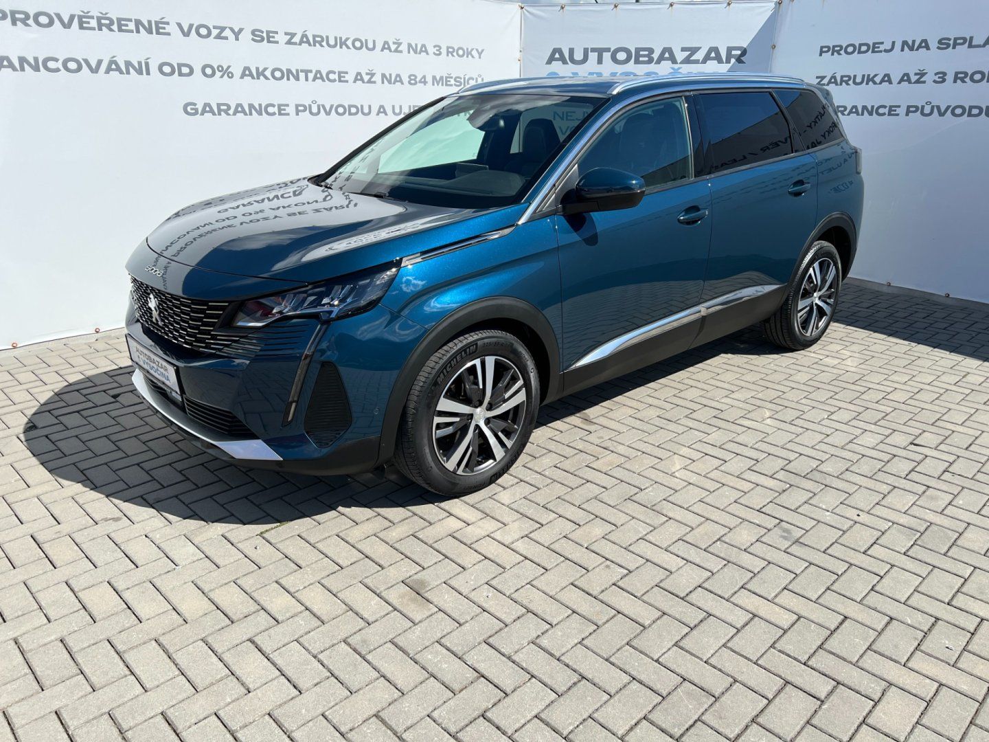 Peugeot 5008, 1.2PT 96kW! Allure! LED!7-míst