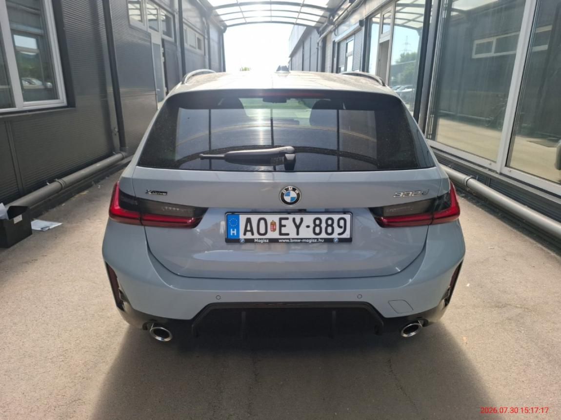BMW Řada 3, 330d xDrive Touring - fotka 6