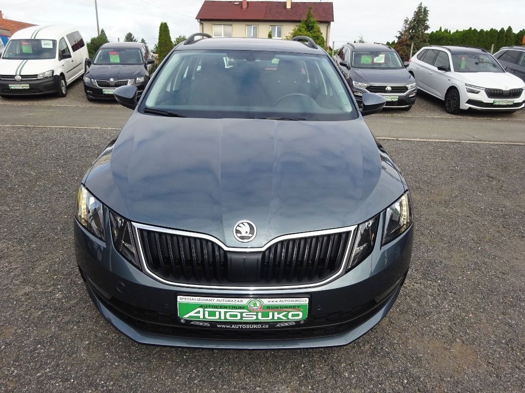 Škoda Octavia, COMBI III FC Amb.Plus - NAVI - fotka 2