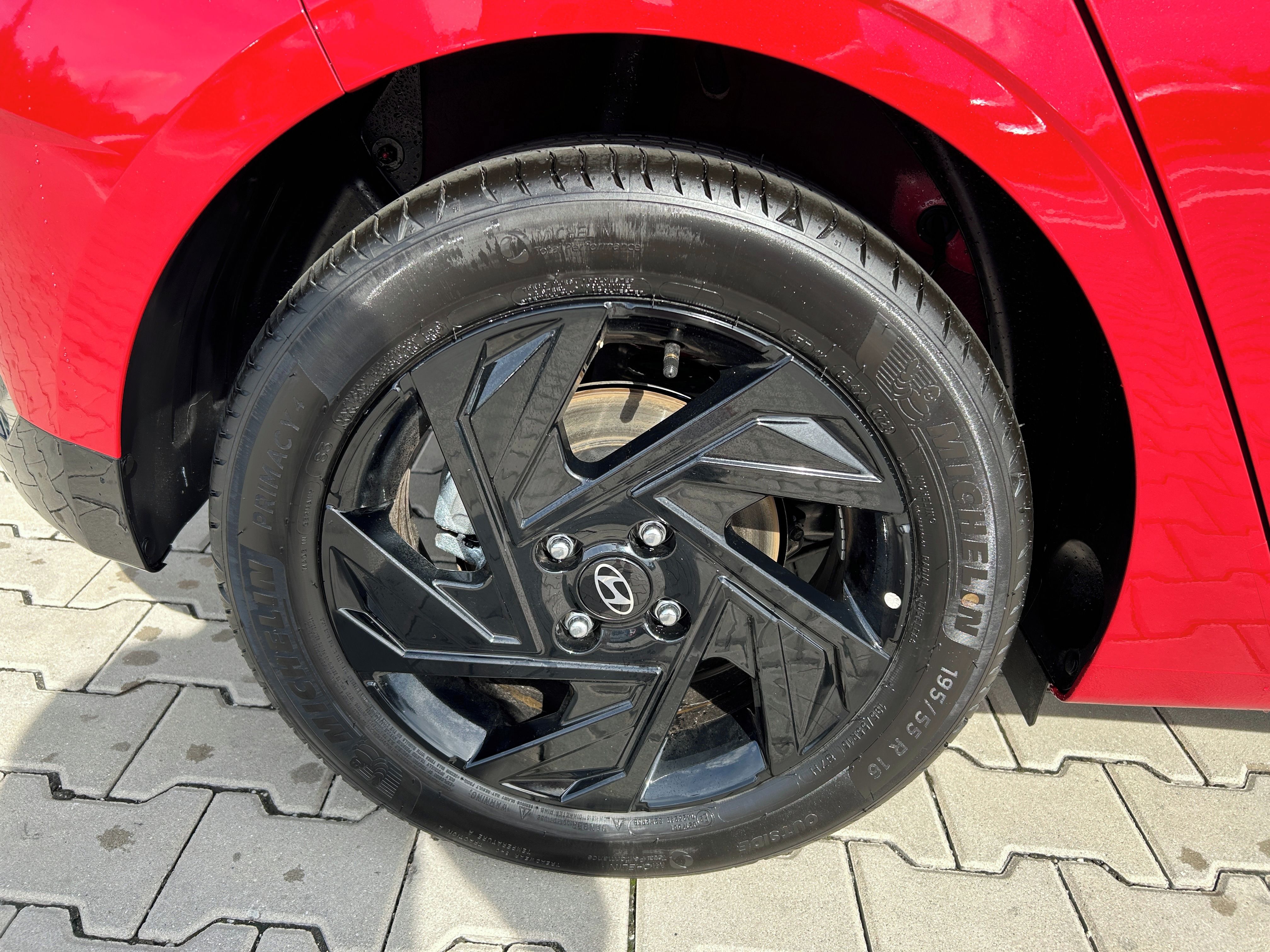 Hyundai i20, 26 1,0 T-GDI DCT GO PLUS! - fotka 4