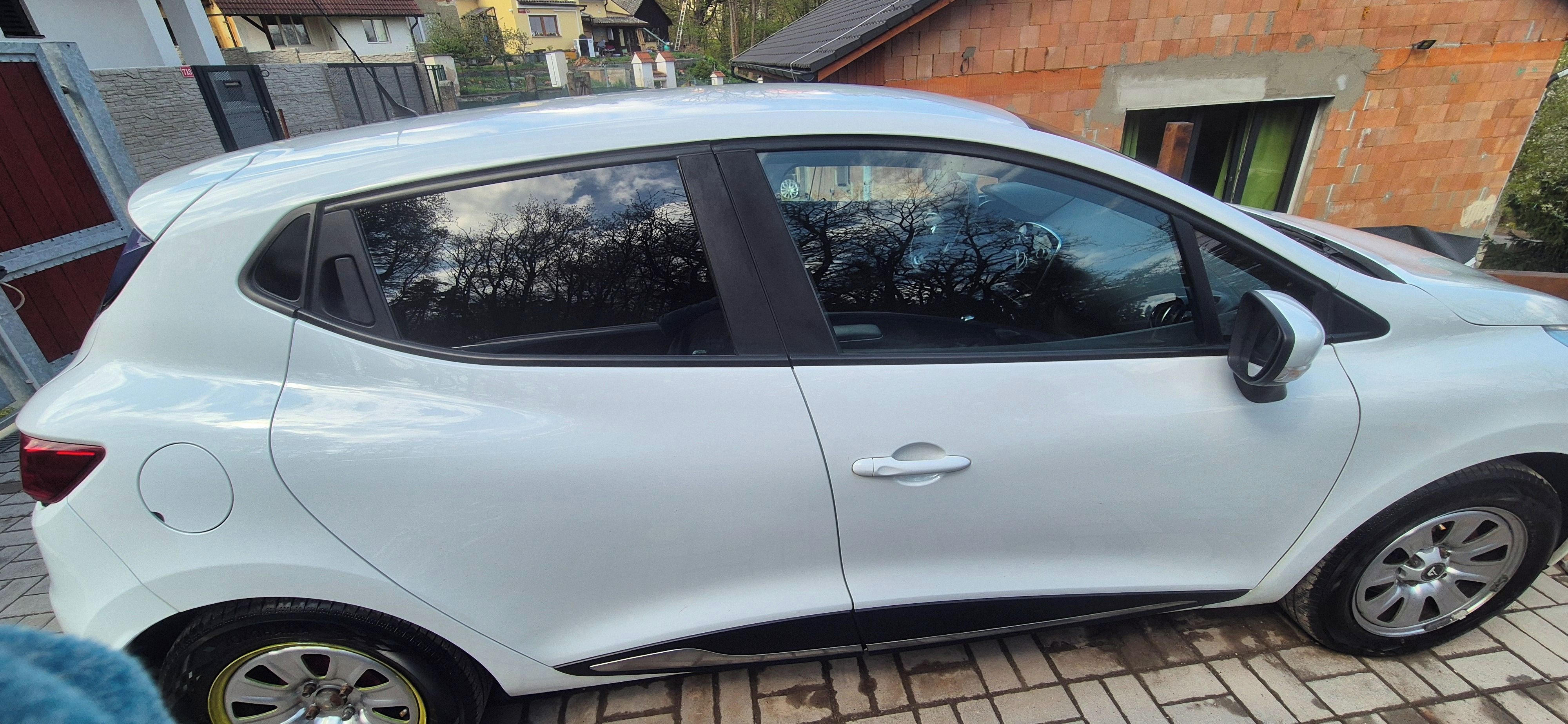 Renault Clio, Renault Clio IV 2016 1.2 54 KW - fotka 4
