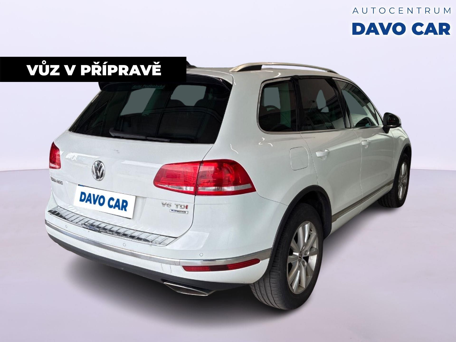 Volkswagen Touareg, 3,0 TDI V6 193kW DSG 4M CZ - fotka 5