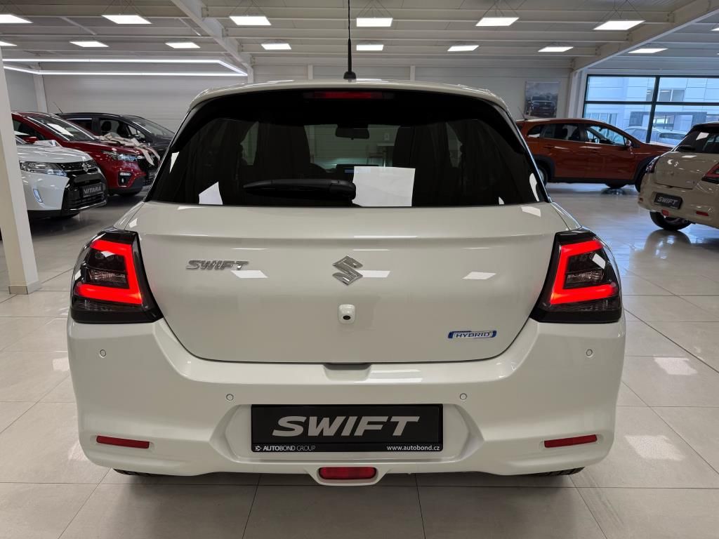 Suzuki Swift, PREMIUM 1.2  M/T 4x2 - fotka 3