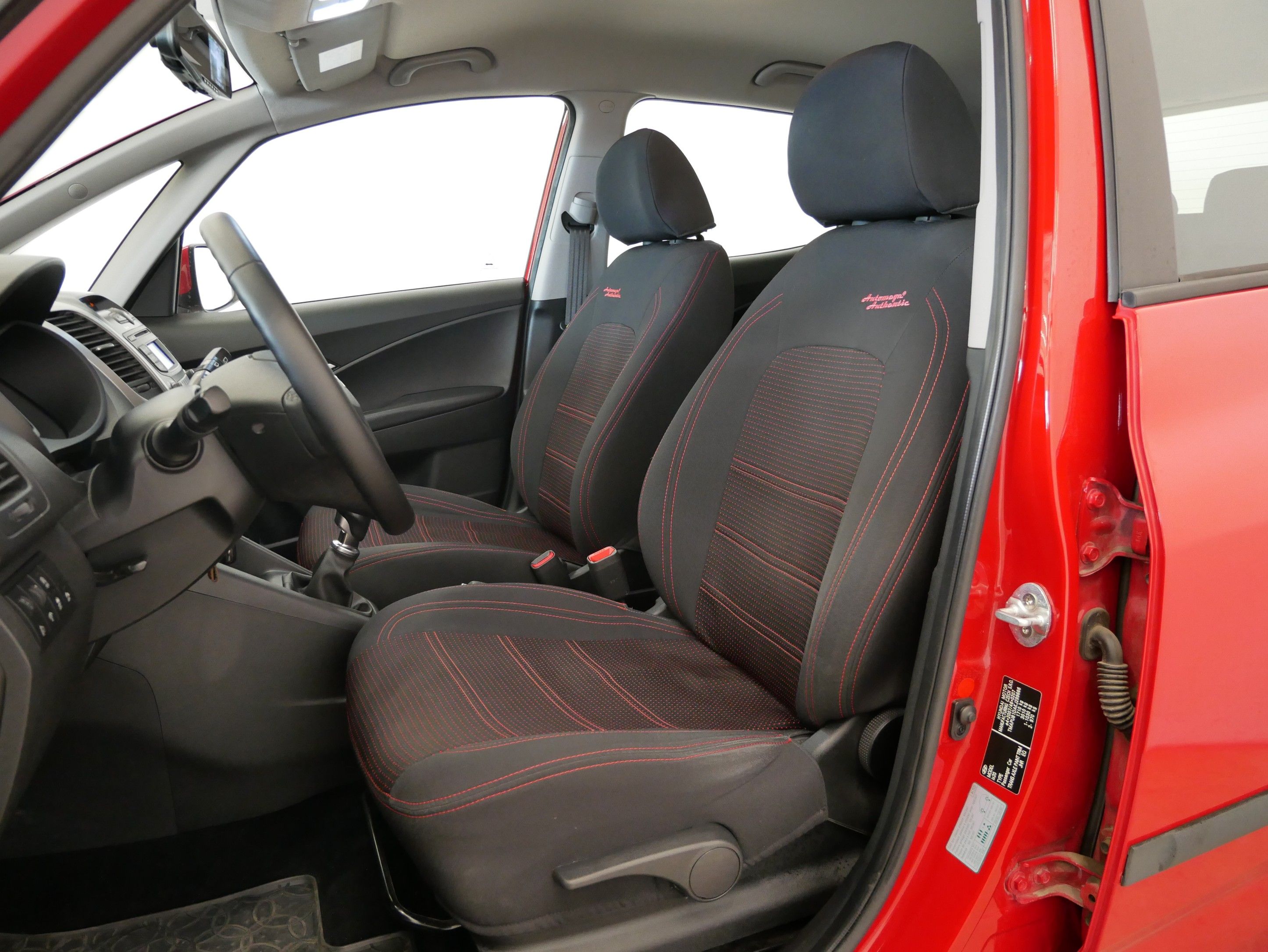 Hyundai ix20, 1.6 CVVT 92 kW - fotka 6