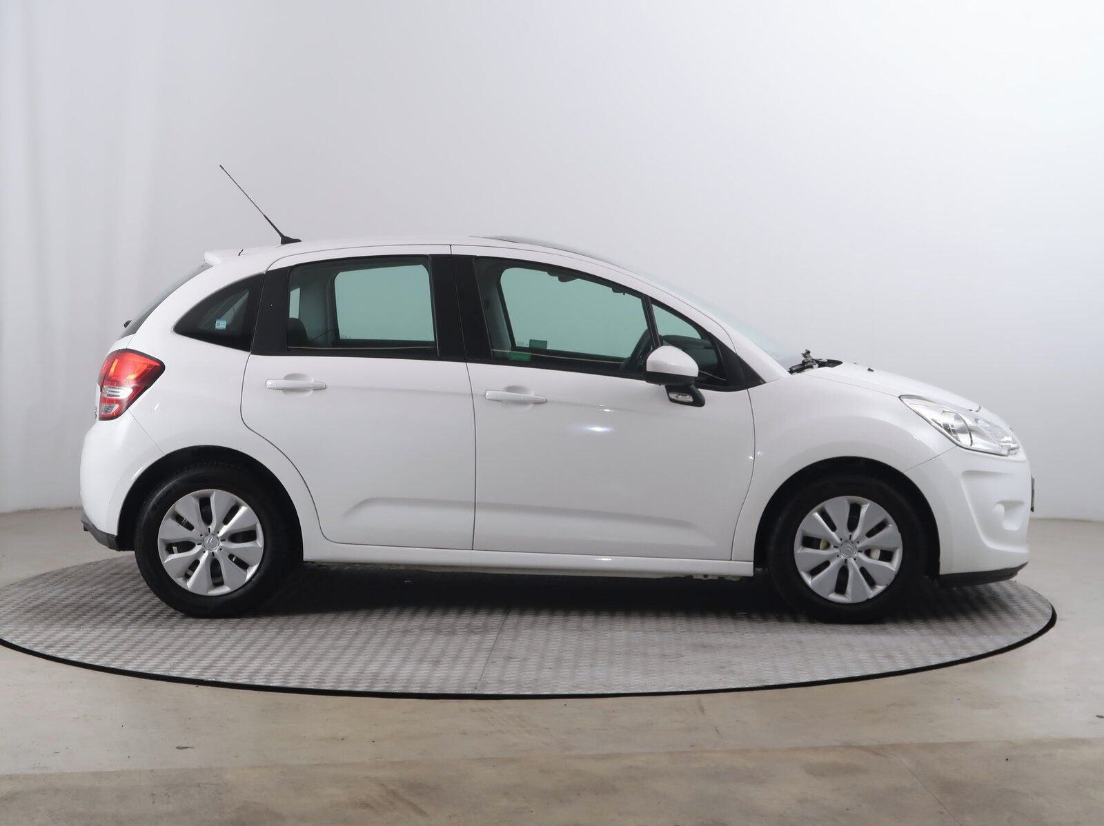 Citroën C3, 1.4 i, Serv.kniha - fotka 6