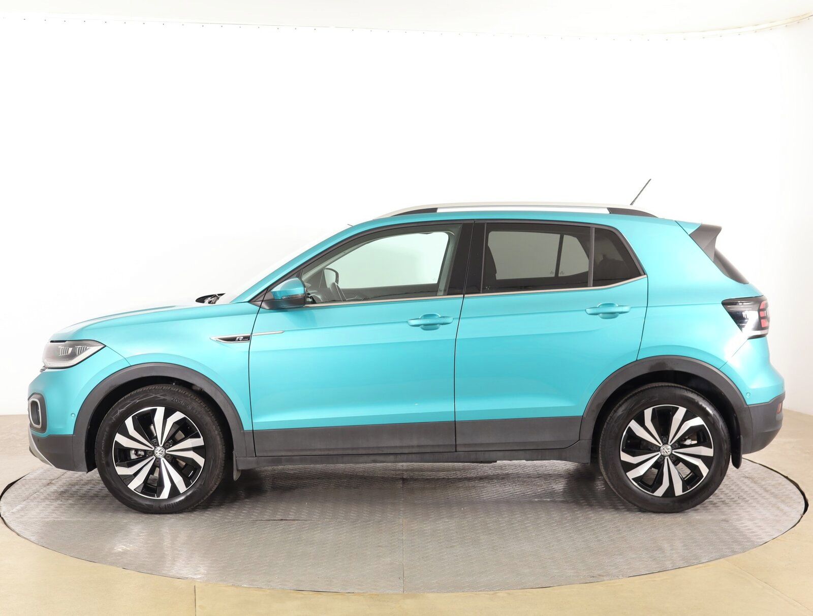 Volkswagen T-Cross, 1.0 TSI, R-Line, Automat - fotka 3