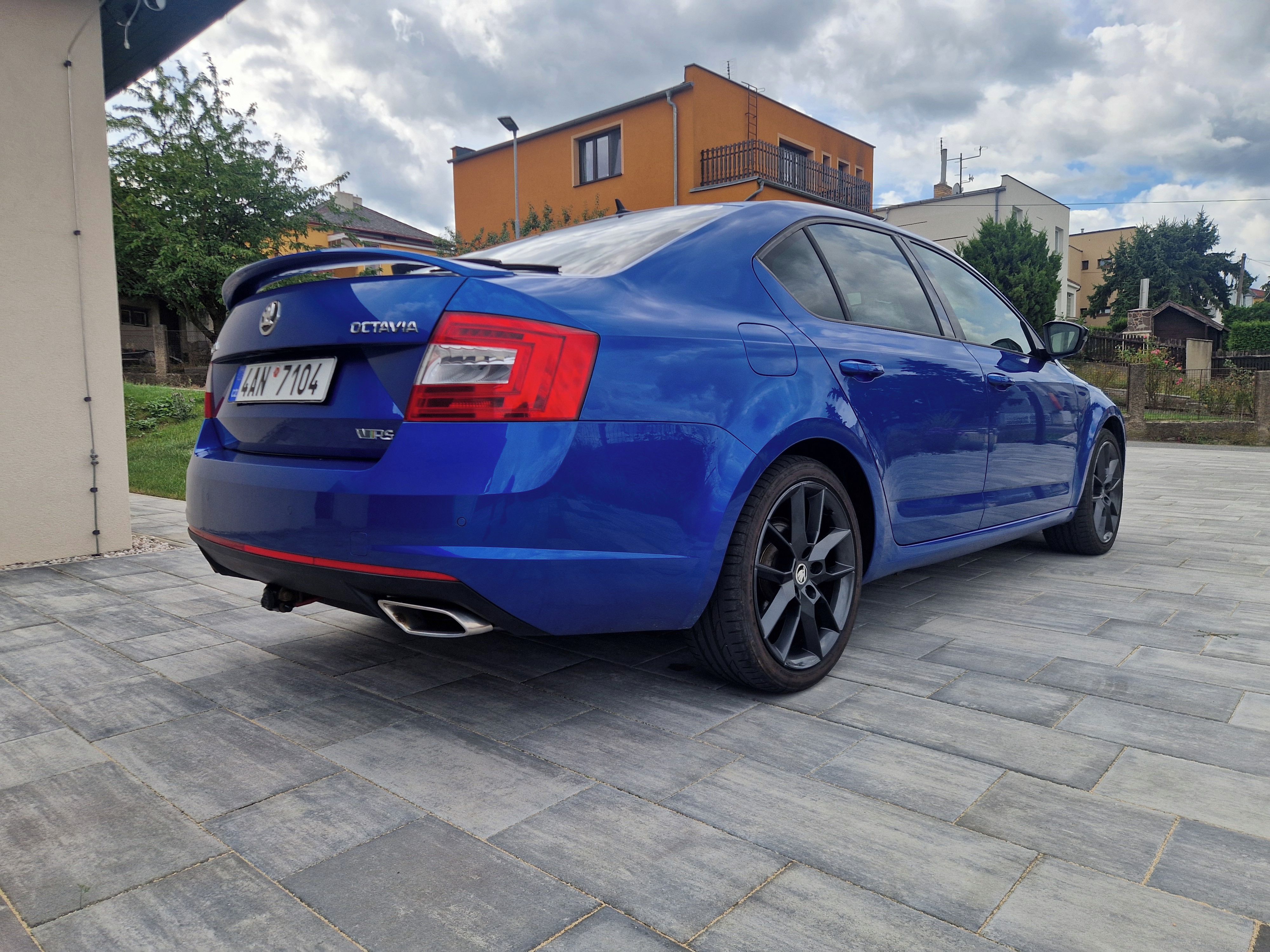 Škoda Octavia, RS 2.0 TDI Challenge 2015 - fotka 5