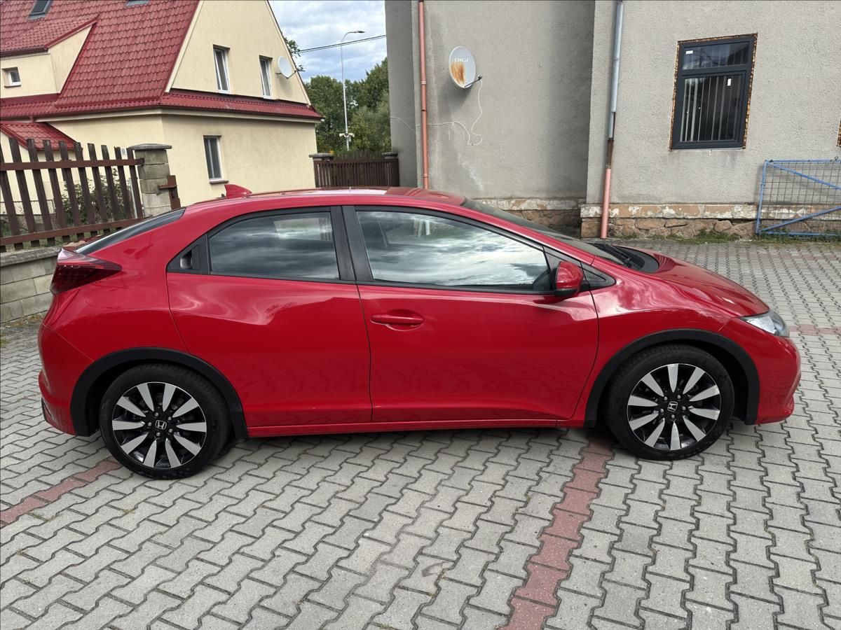 Honda Civic, 1,8 i-VTEC Sport 1.majitel - fotka 2
