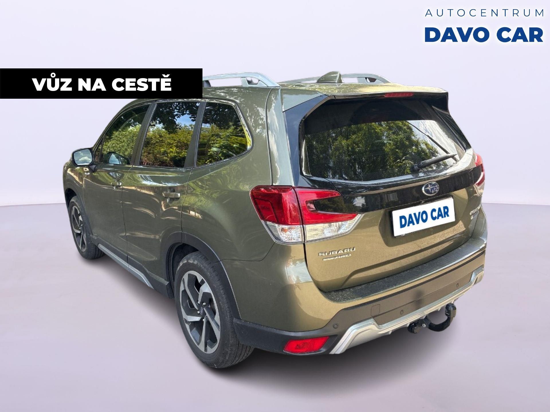 Subaru Forester, 2,0 e-Boxer 110kW Executive CZ - fotka 2