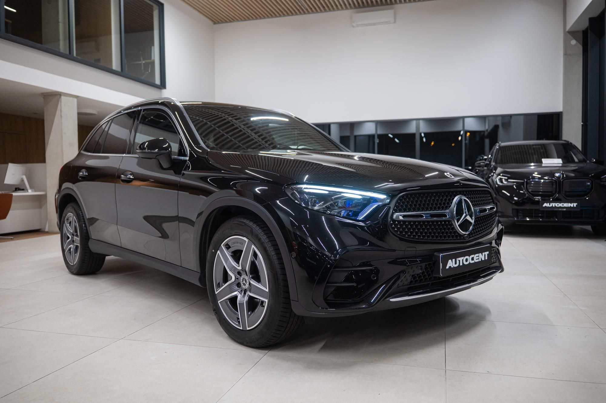 Mercedes-Benz GLC, 220d 145KW 4x4 AMG 1ČR TAŽNÉ - fotka 2